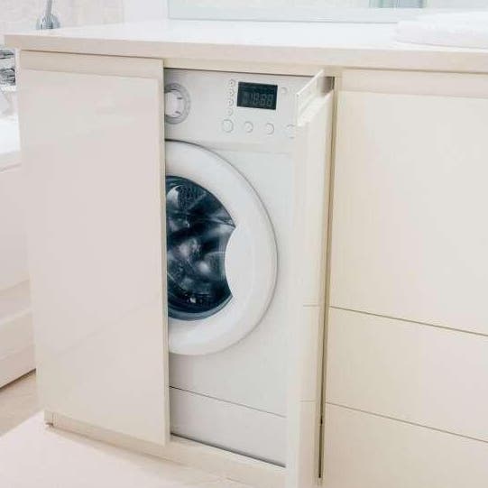 4 idee creative per nascondere la lavatrice in cucina