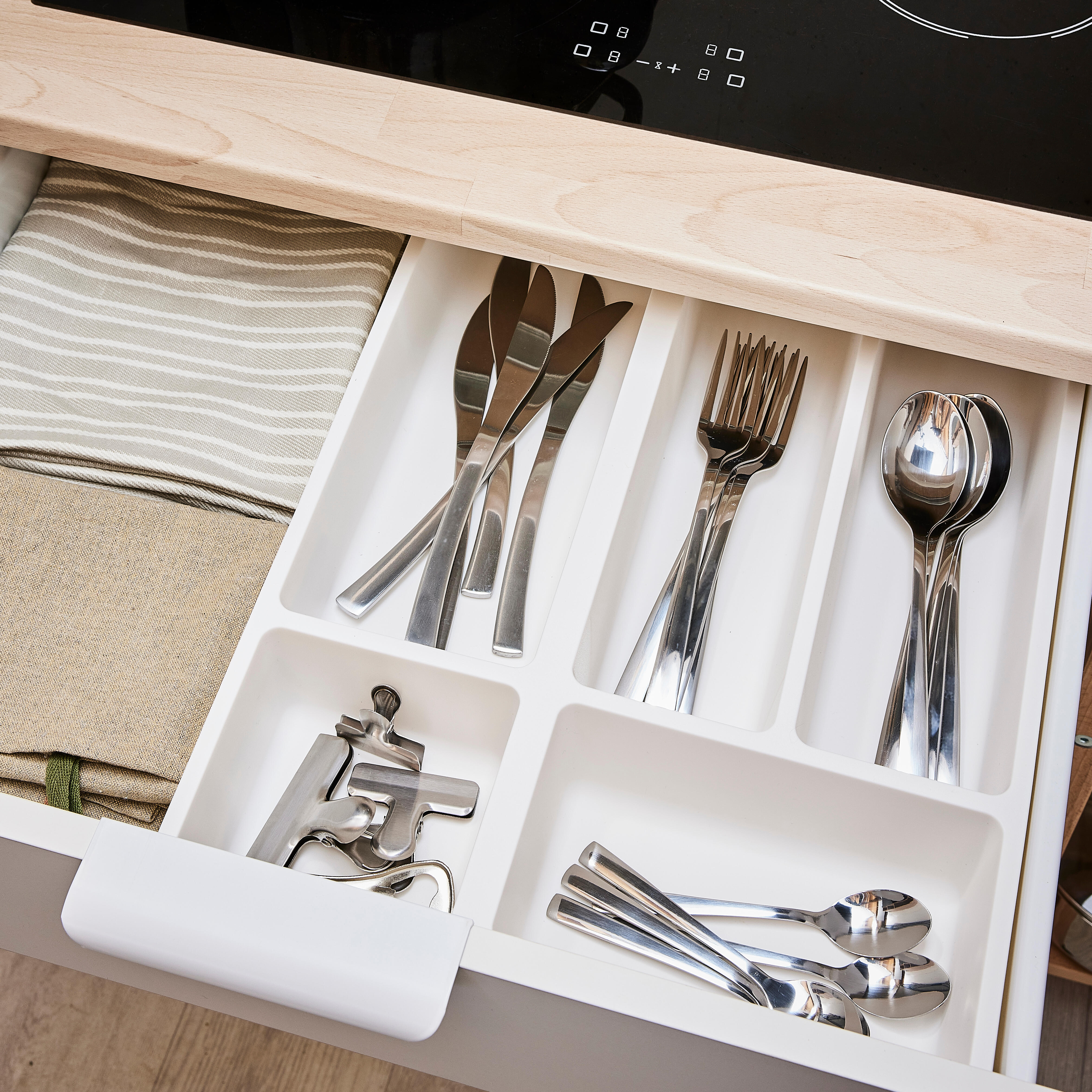 Set de cuberteros ELEKI blanco - 2