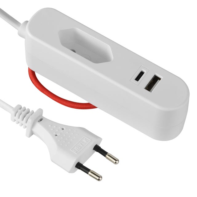 Prolunga elettrica ELECTRALINE 1.5m bianco H03VVH2-F, 2 x 0.75 mm² spina 2P 10A, presa 2P, USB C, USB A