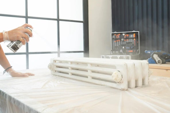 pintura para radiadores, cómo pintar radiadores, spray para pintar radiadores, pintura anticalórica para radiadores, pintar radiadores sin desmontar