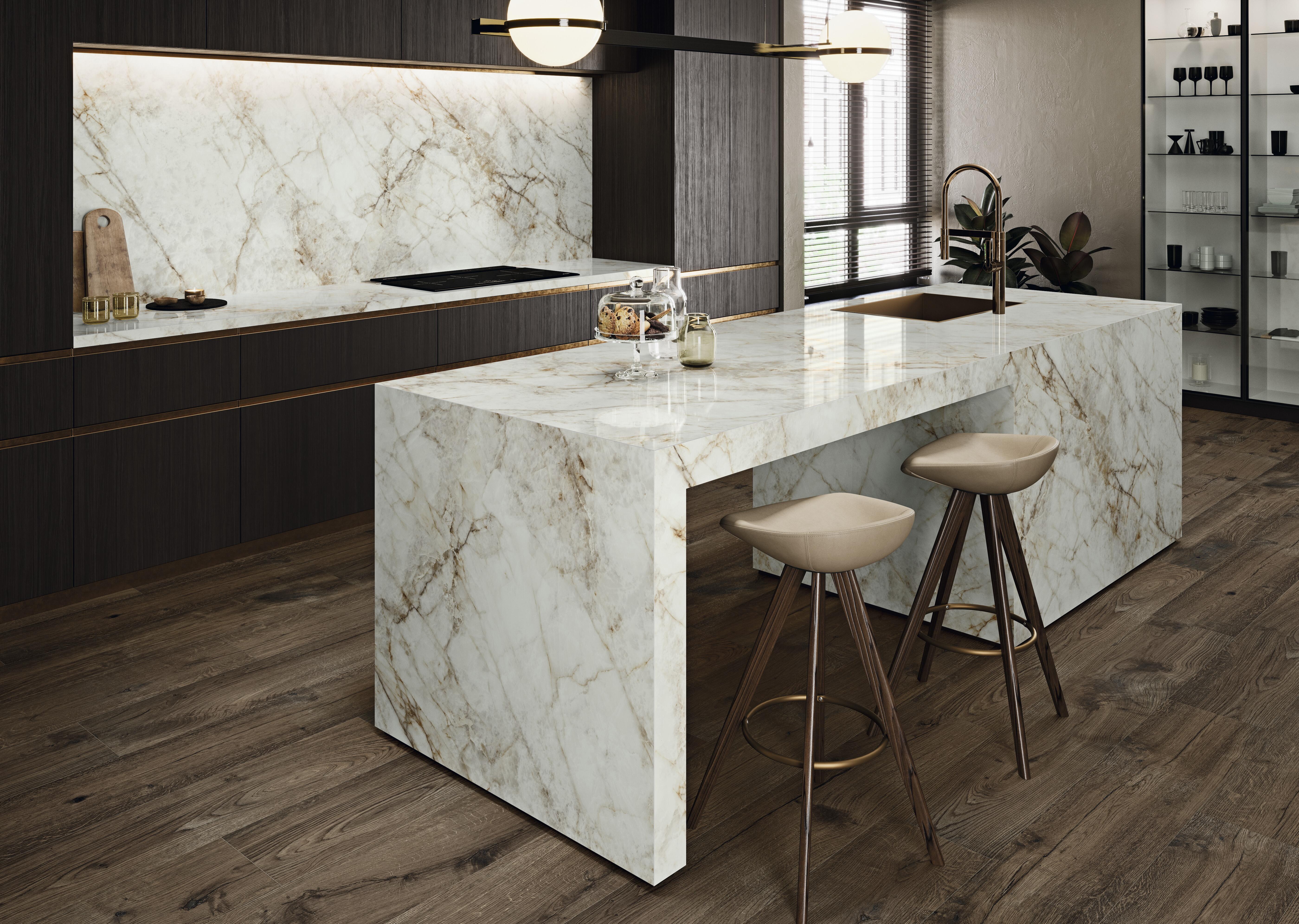 Piastrella da pavimento e rivestimento interno in gres porcellanato 120 x 260 cm rettificato beige lucido Cuarzo Reno traffico medio forte (pei 3/5) Sp. 5.6 mm 3.12 mq - 2