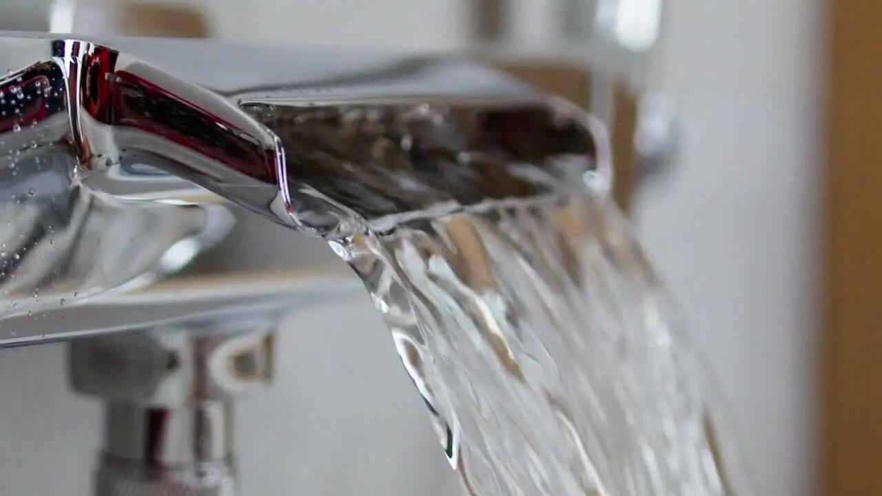 Rubinetto per vasca getto a cascata d'acqua Studio per muro cromo SENSEA - 2