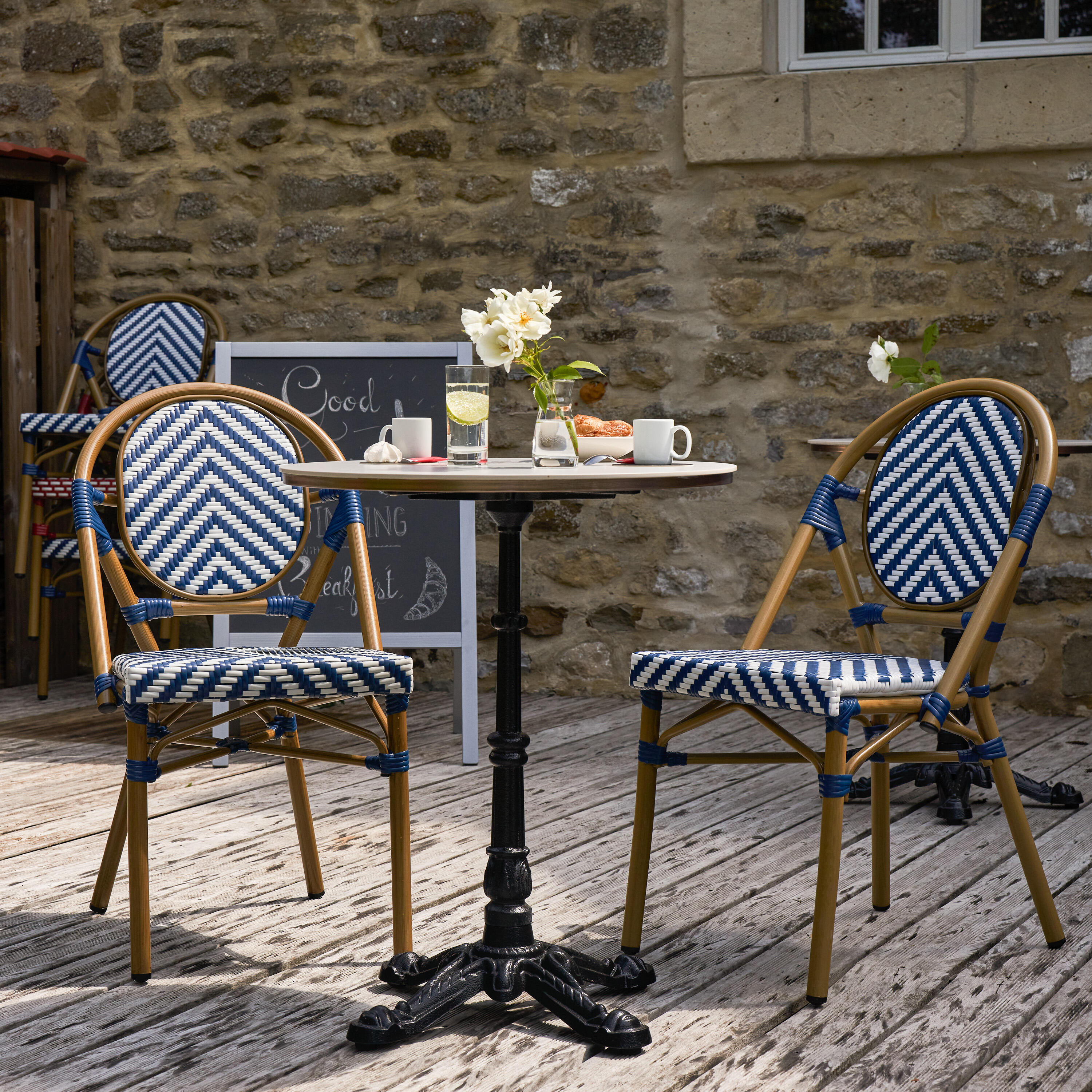 Conjunto de jardín naterial paris de aluminio y ratán blanco/azul para 2 plazas