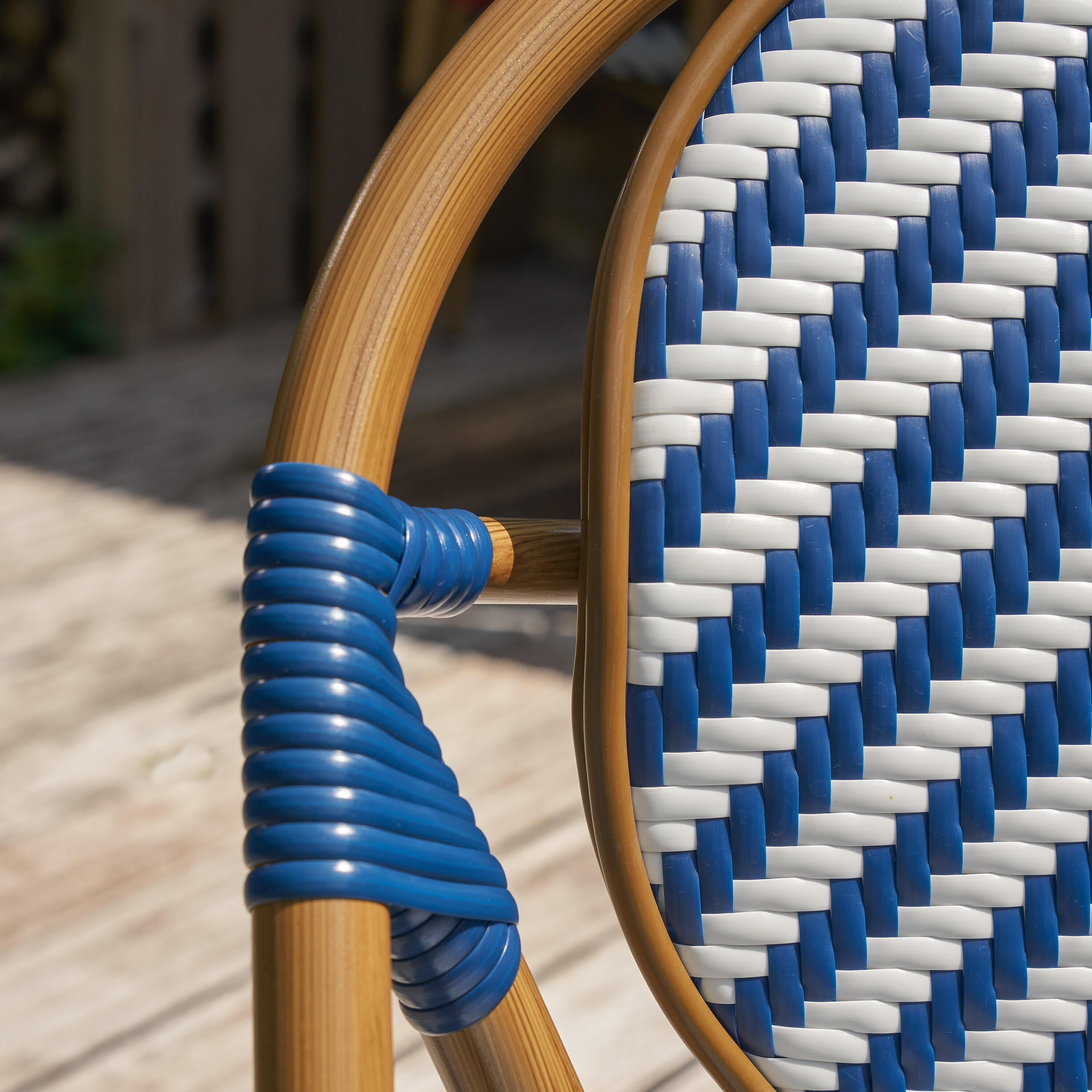 Mesa para jardim redonda 60 cm preto Naterial Paris - 16