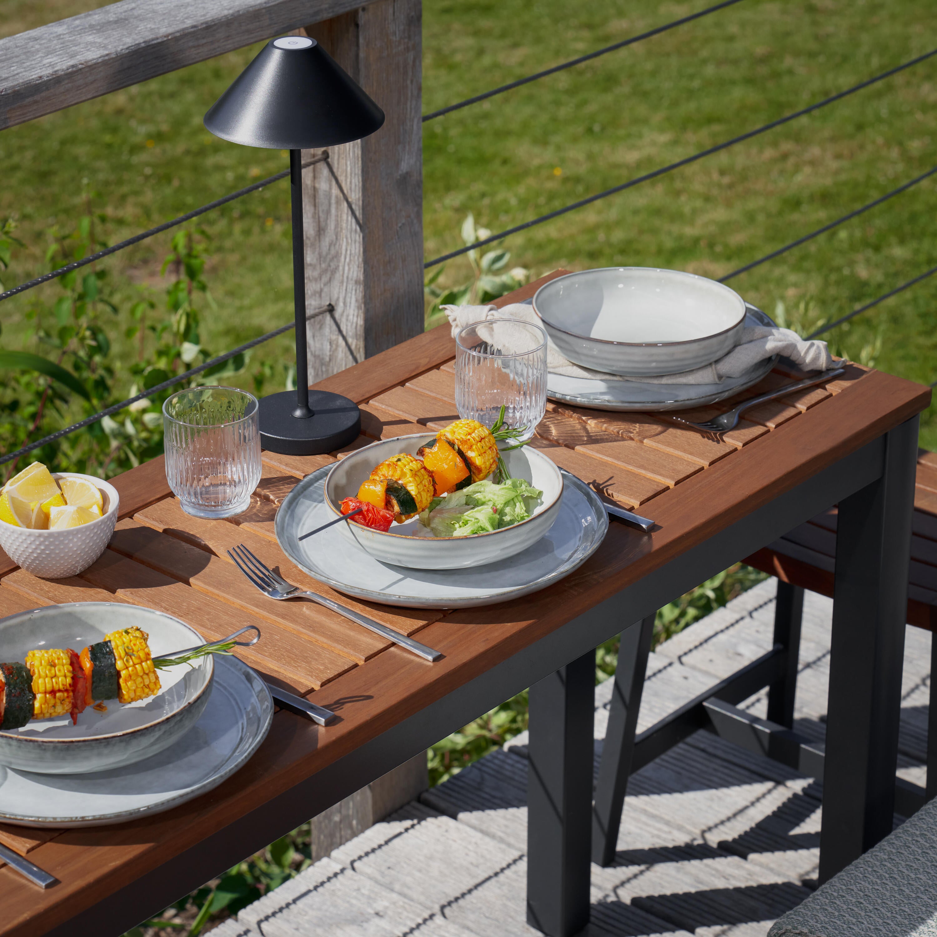 Lampka Malia czarna USB IP44 LED Inspire - 16