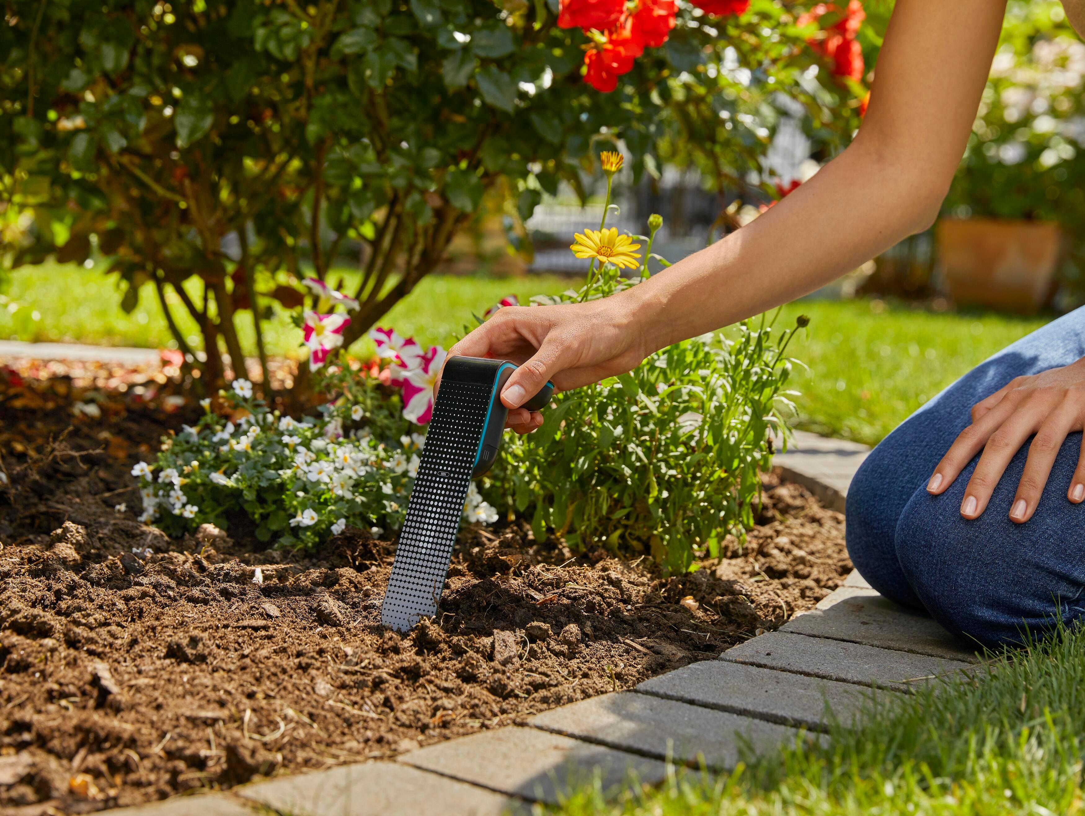 Sonde d'humidité Smart sensor 19040-20 GARDENA connectée, à piles - 6