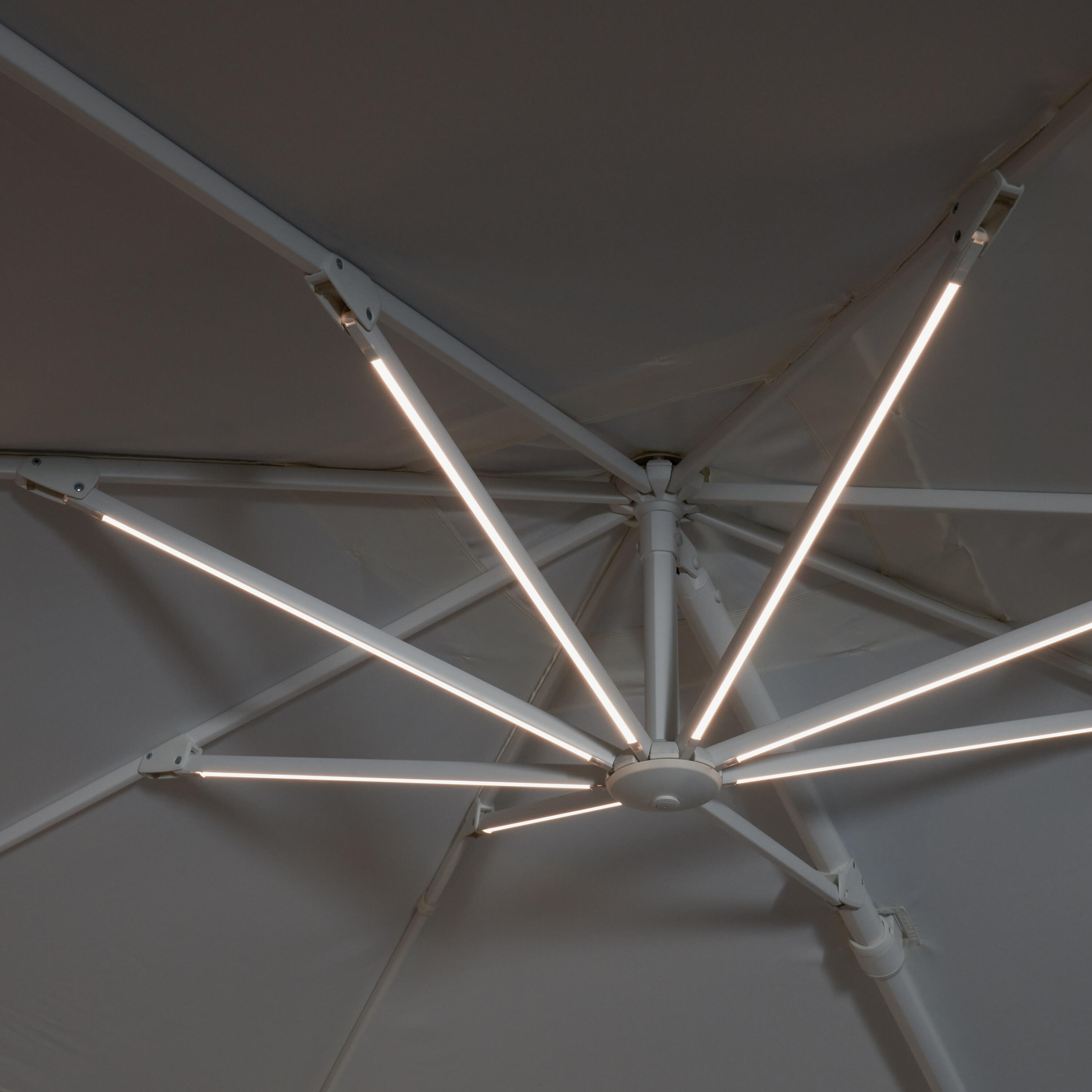 Parasol déporté carré blanc Sonora NATERIAL L.288 x l.288 cm - 7