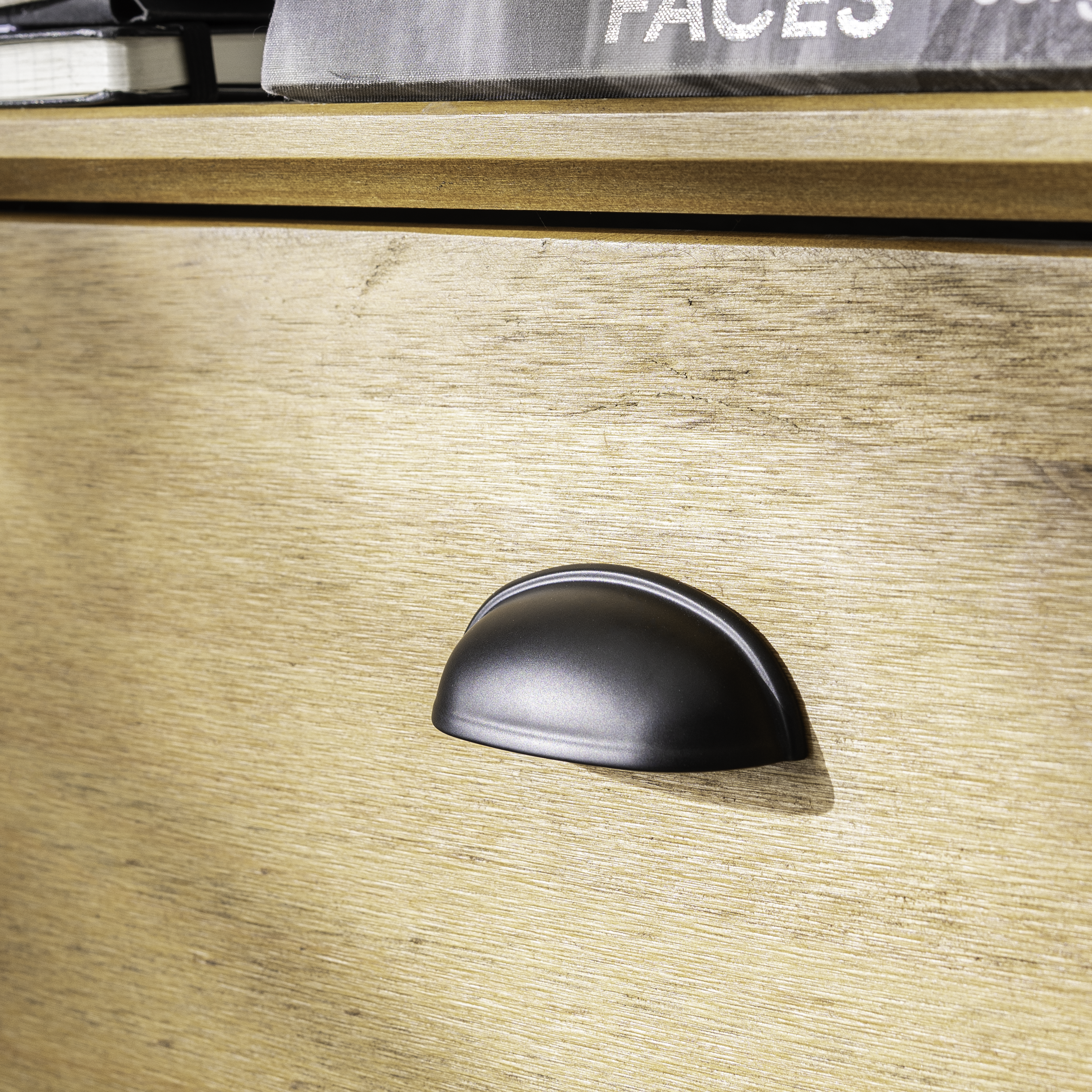 Puxador para móvel INSPIRE CONCHA PRETO MATE 64MM - 3