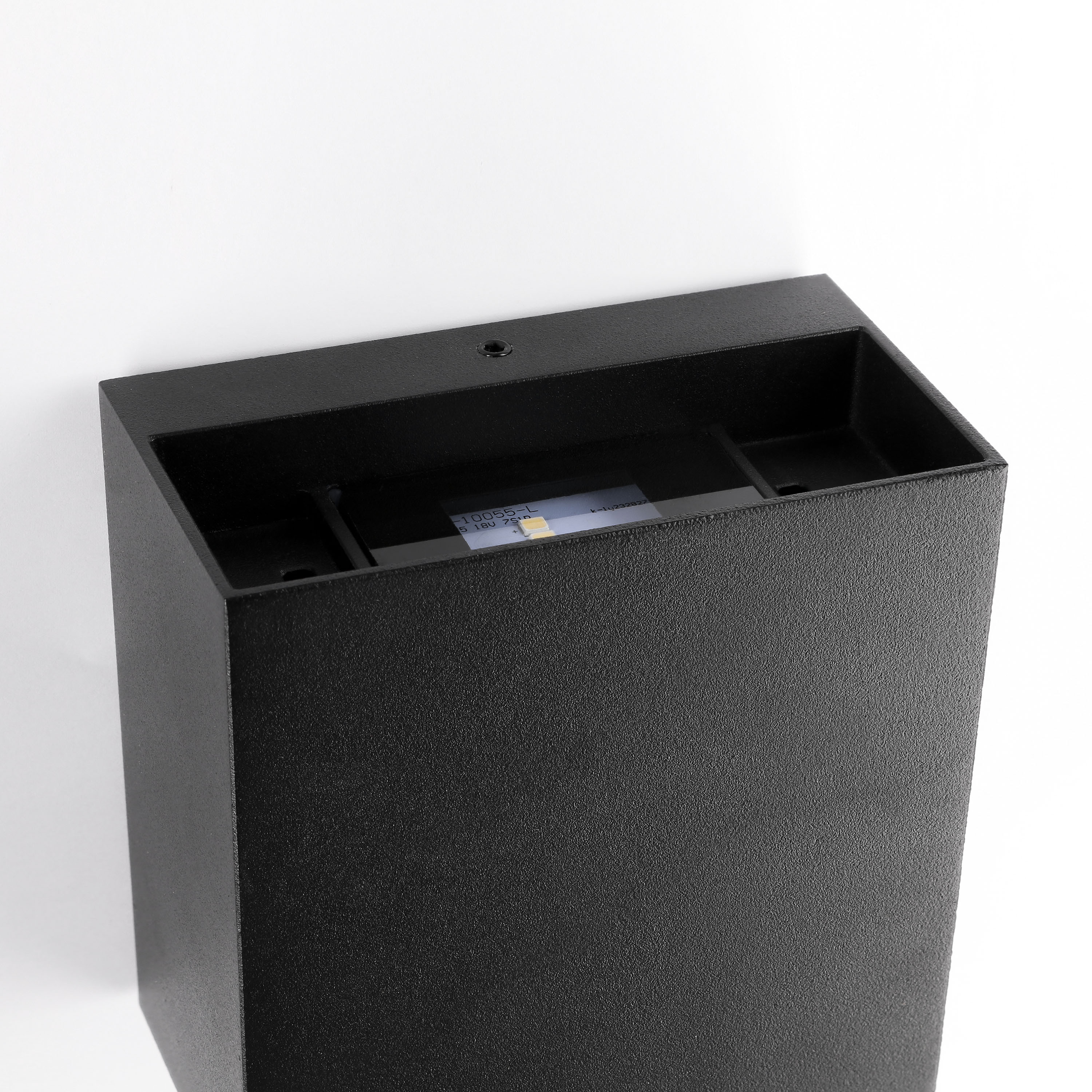 Aplique exterior LED Baiona INSPIRE negro 1400lm blanco neutro IP65 - 9