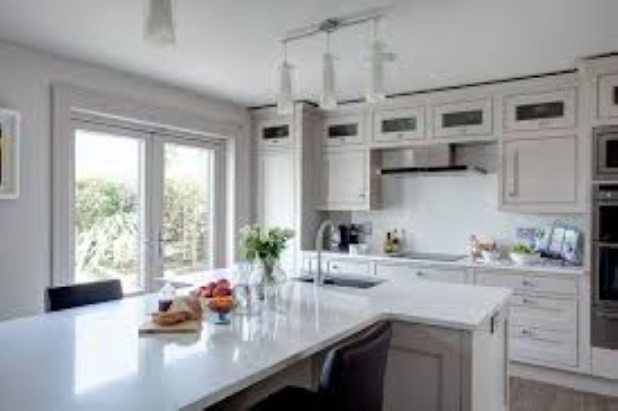 Tampo de pedra à medida Silestone White Storm ML 2CM Leroy Merlin