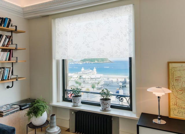 Estore de rolo translúcido Mimosa 150 x 250cm branco estampado