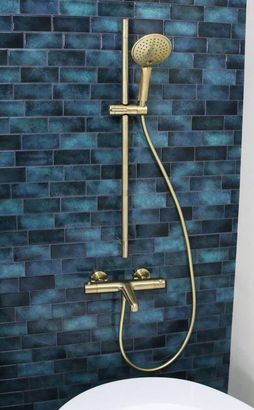 Alcachofa de ducha + flexo + barra ESSEBAGNO Envol oro con 3 funciones - 2