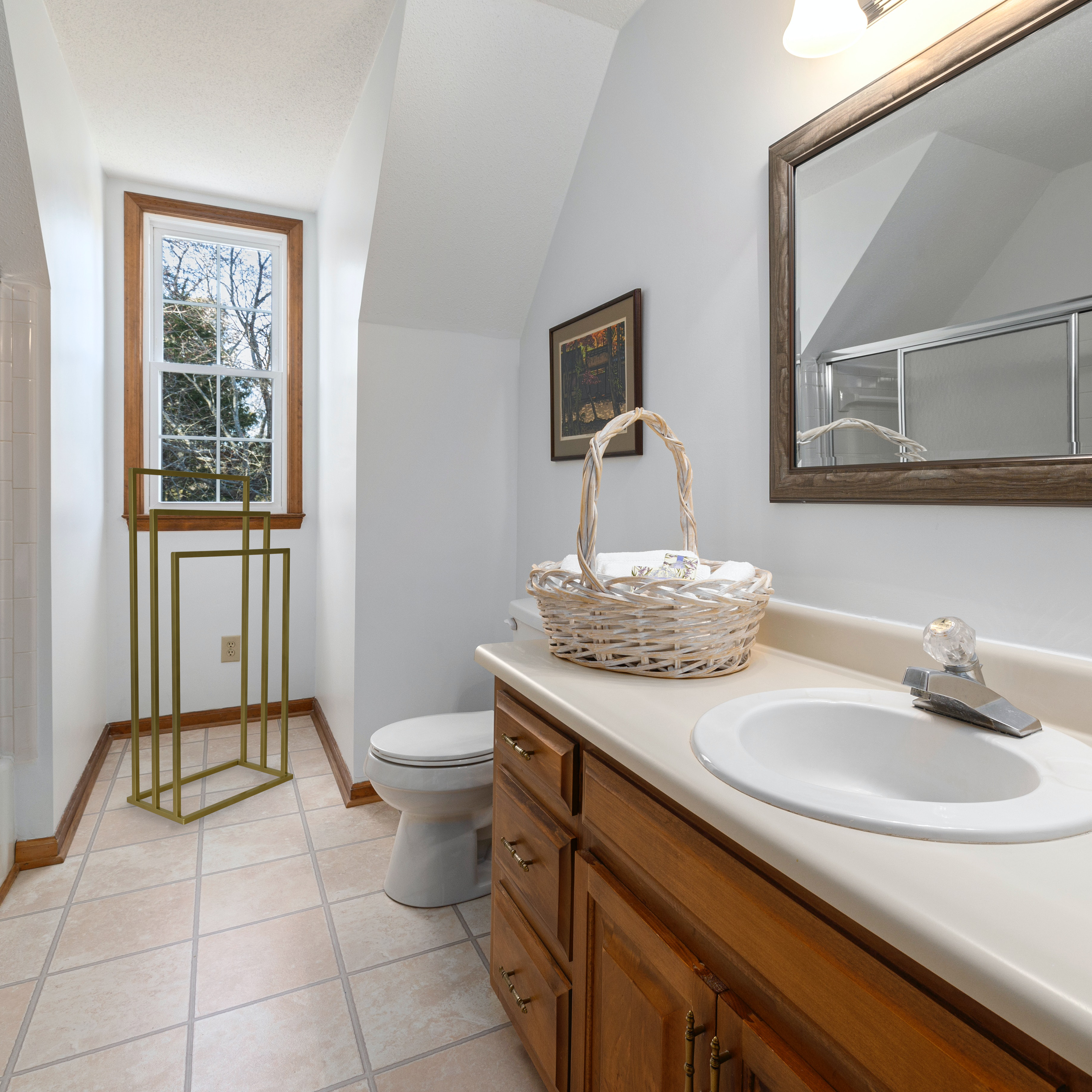 Stojak na ręczniki potrójny złoty - 2