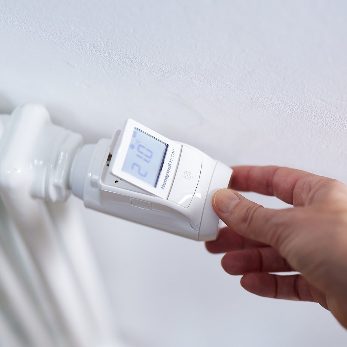 Pack 4 têtes radiateur thermostatique connectées écran Evohome THR92 HONEYWELL - 5