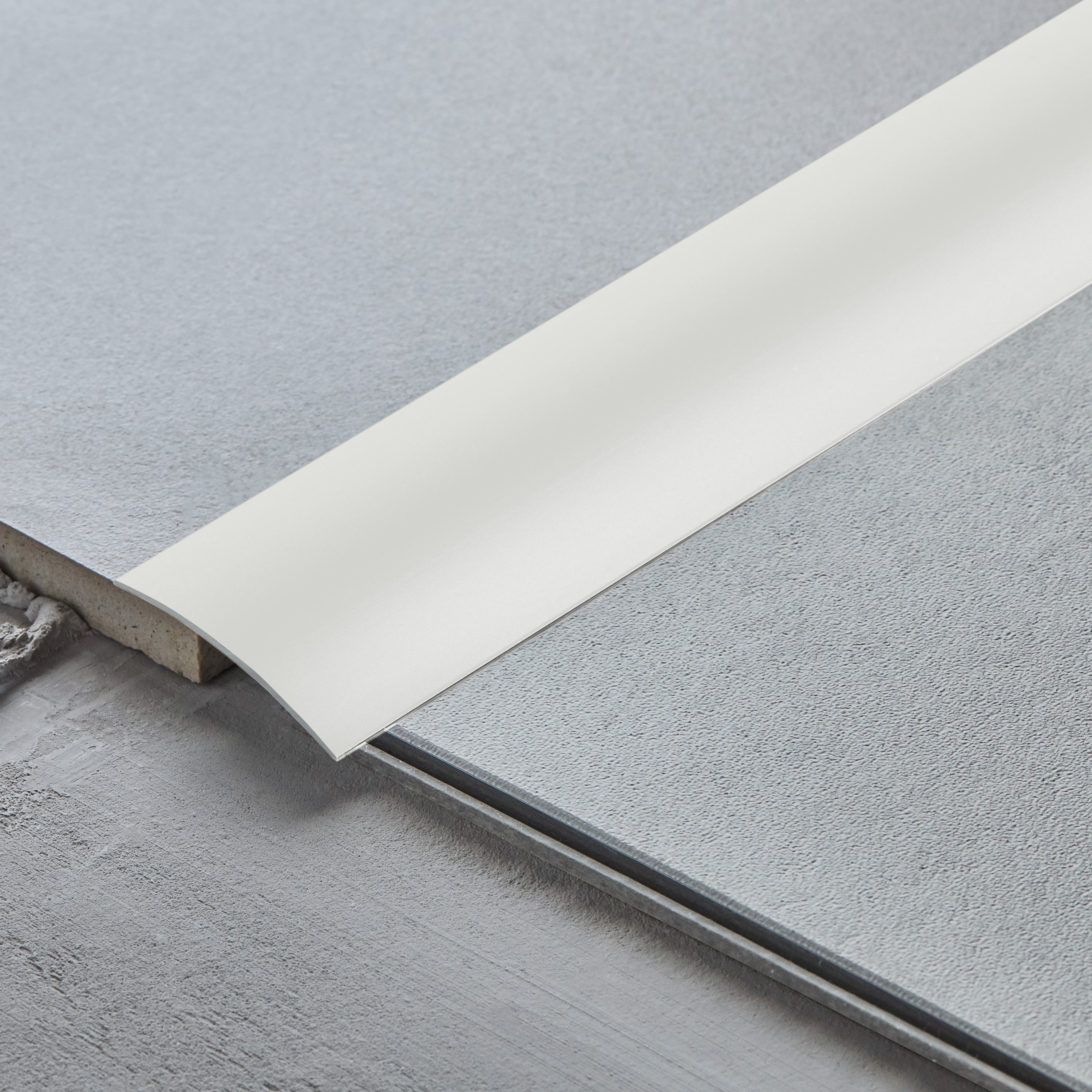 Barre de seuil alu gris à coller, l.4.5 cm x L.93 cm ARTENS - 3