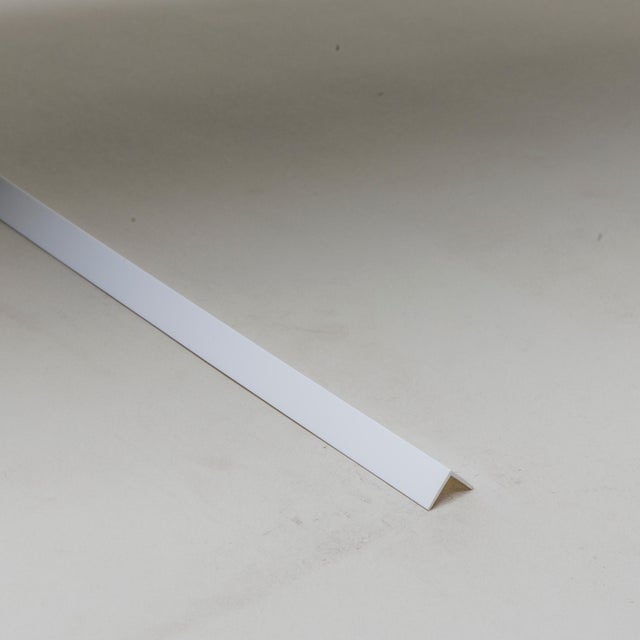 Ángulos PVC: resistencia y fácil instalación en obra