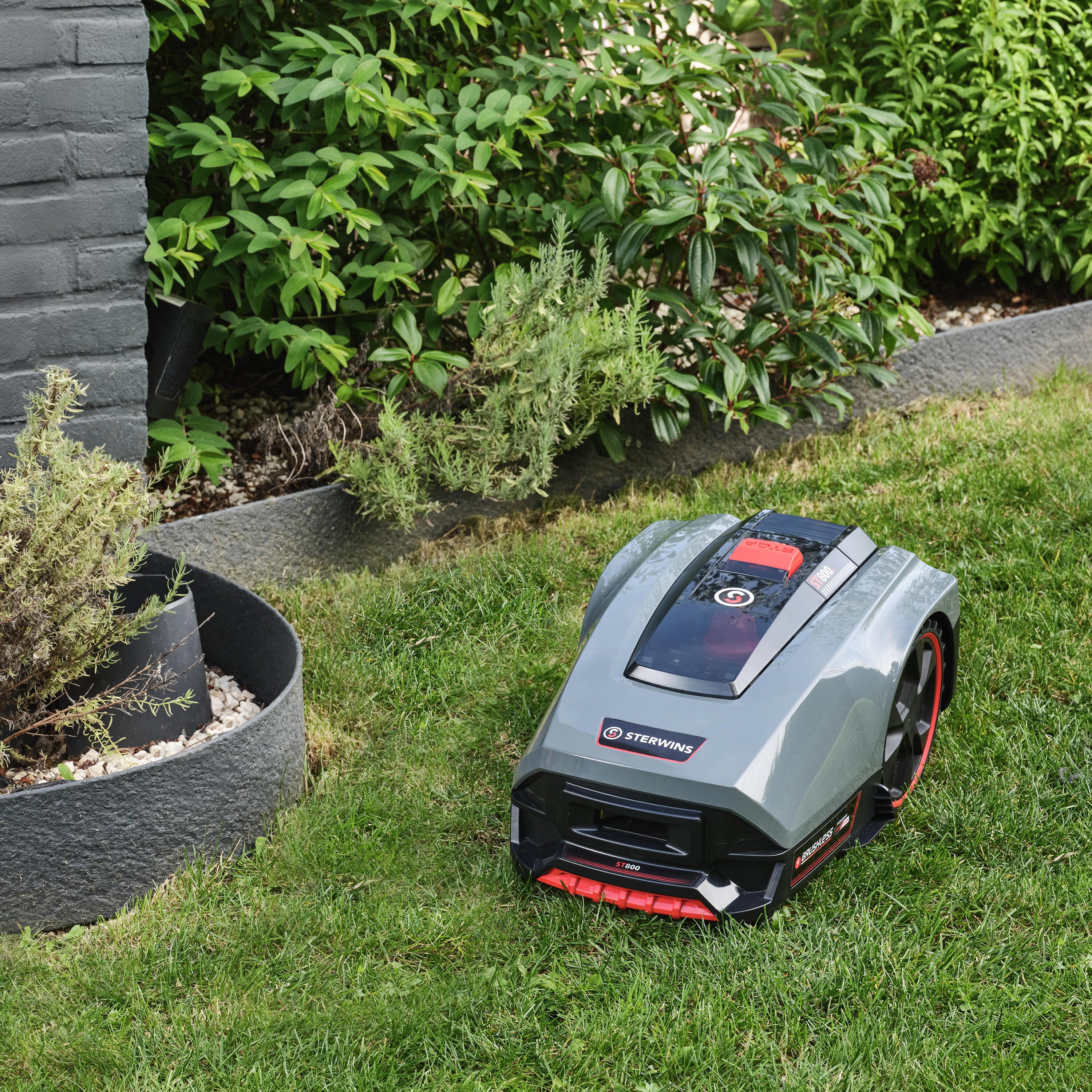 Robot tagliaerba STERWINS con filo perimetrale larghezza di taglio 18 cm - 7