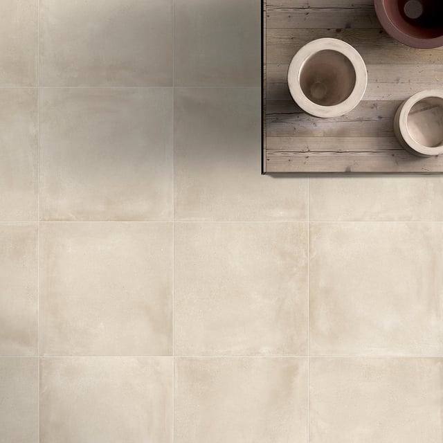 Piastrella da pavimento interno in gres naturale 60.4 x 60.4 cm smaltato beige opaco Roller Sable R9 traffico intenso (pei 4/5) Sp. 7.4 mm 1.46 mq