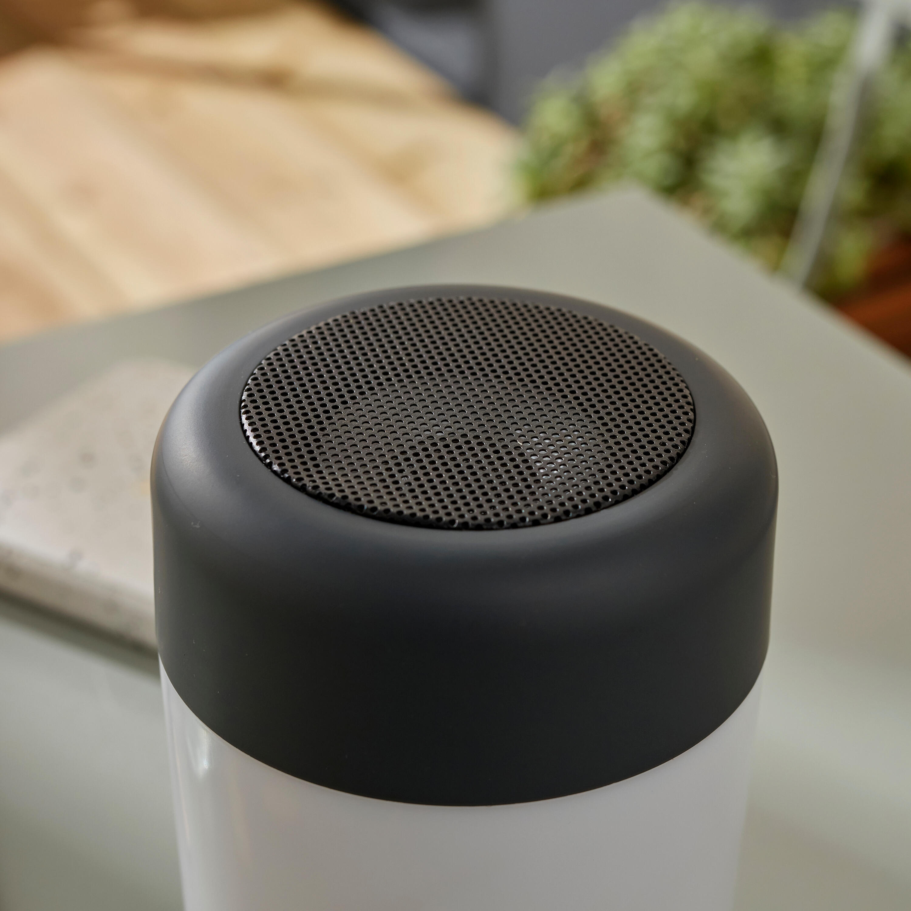 Lampe enceinte bluetooth, changement de couleurs, 300 Lumen, Lojo noir INSPIRE - 3