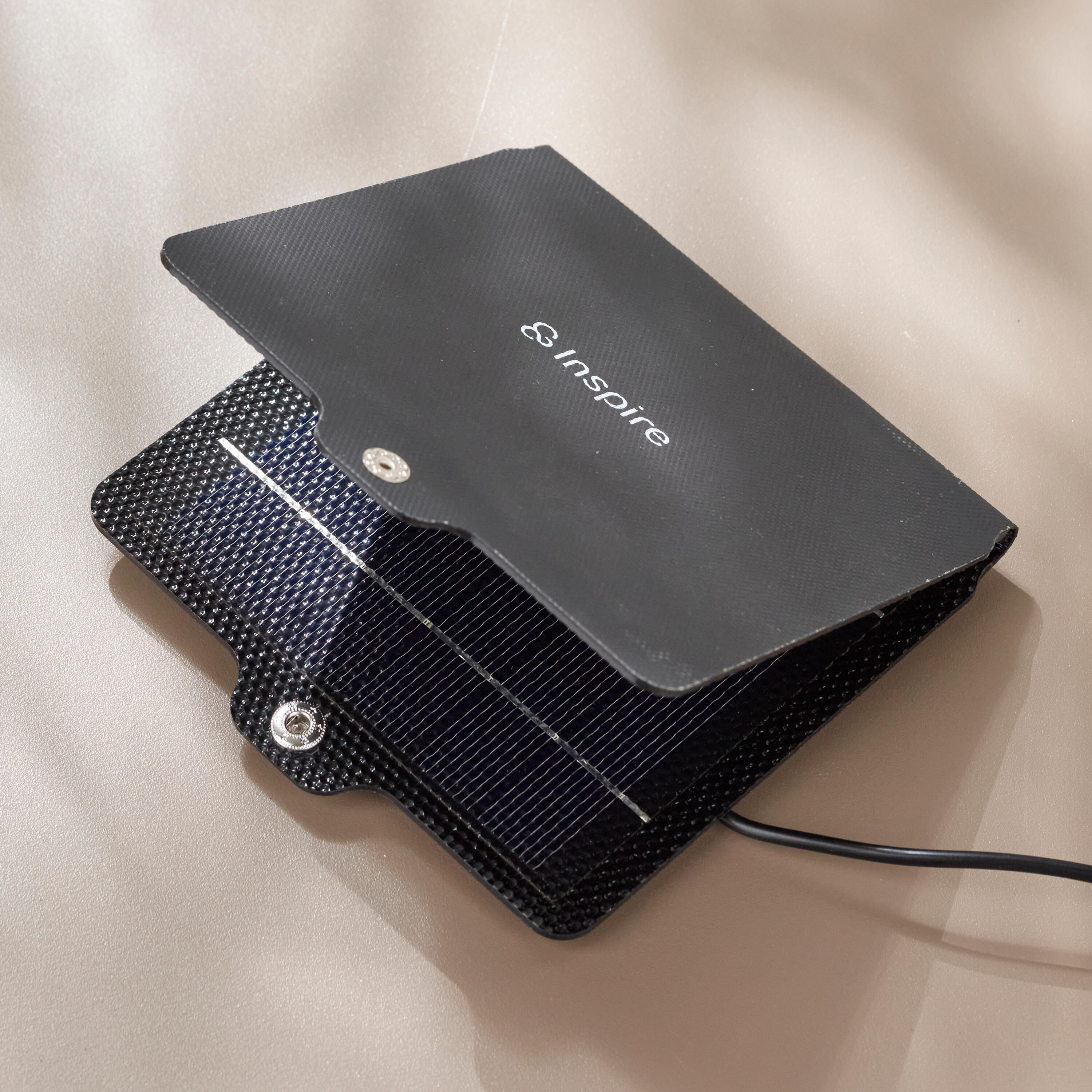 Lámpara de mesa solar sin cables de plástico exterior blanca luz LED intensidad regulable INSPIRE Caspe IP54 y 3hrs autonomía - 8