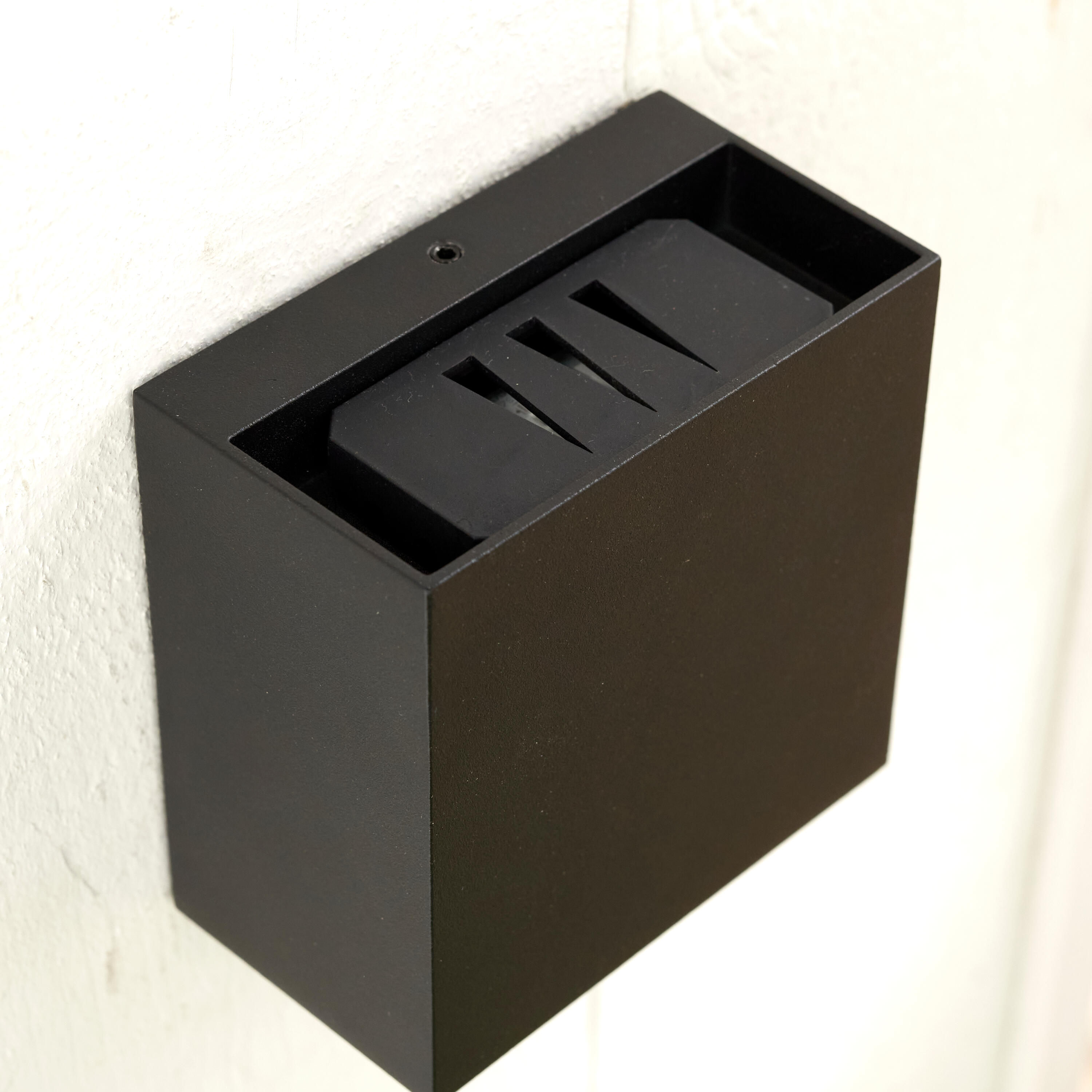 Aplique exterior LED Baiona INSPIRE negro 1400lm blanco neutro IP65 - 8