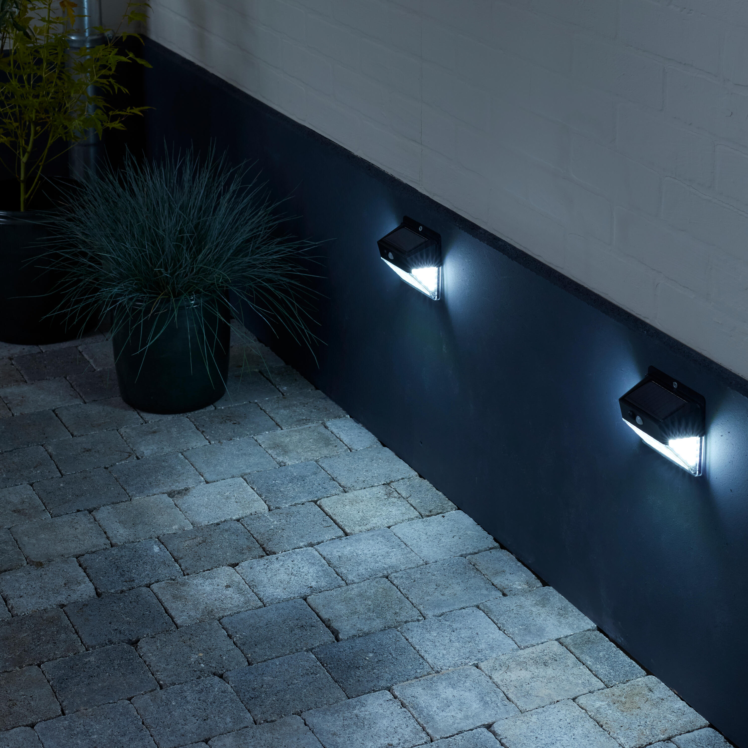 Pack de 2 apliques solares de exterior luz LED blanco frío OS-A148X2 negro con sensor crepuscular y detector de movimiento IP44 - 3