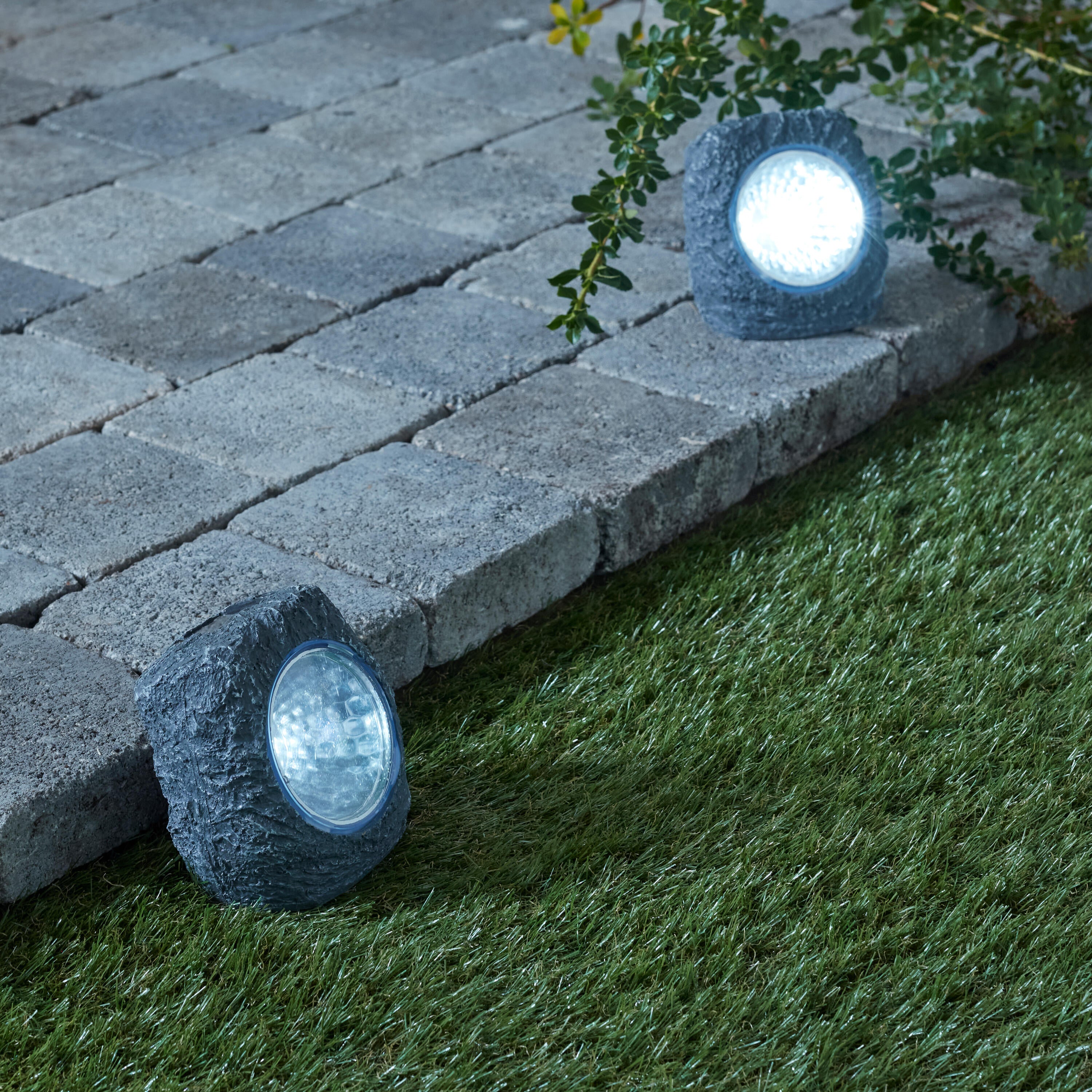 Lámpara de mesa solar sin cables de resina exterior gris con sensor crepuscular OS-A159A IP44 y 8hrs autonomía - 2