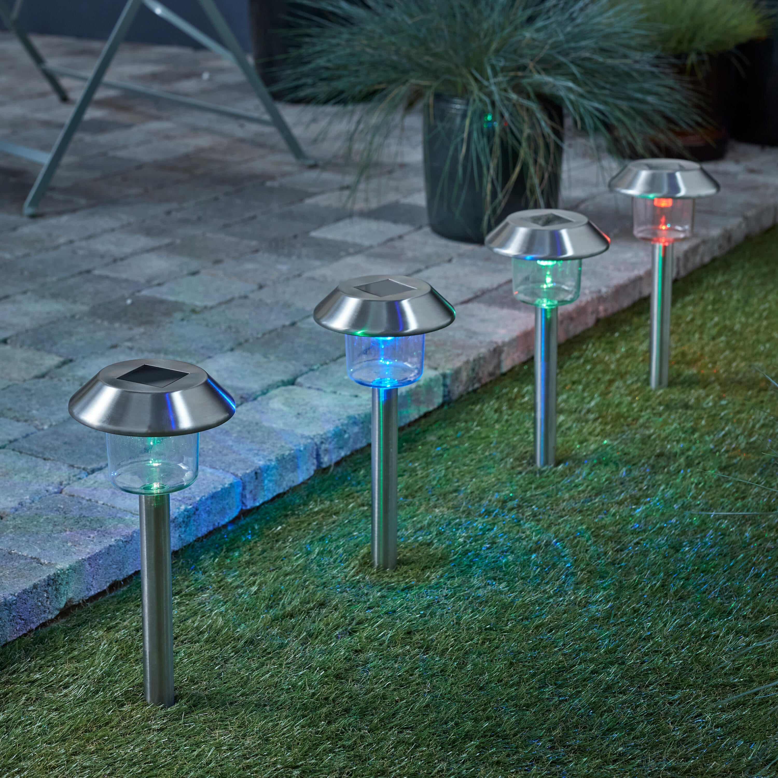 Pack de 4 balizas jardín solar exterior LED color ajustable gris INSPIRE  Yambo IP44 con sensor crepuscular - 3