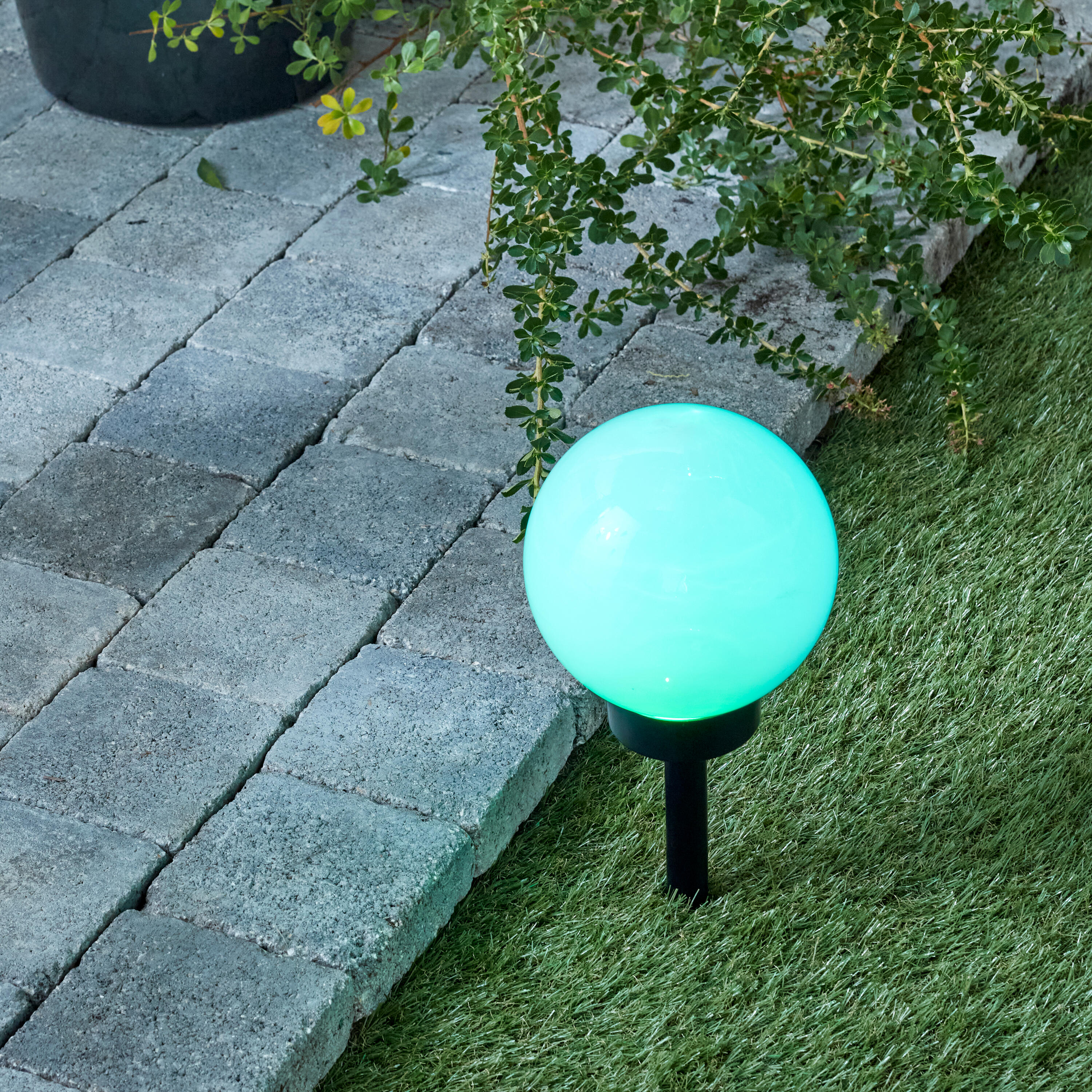 Kula solarna wbijana Trip 15 cm RGB LED Inspire - 4
