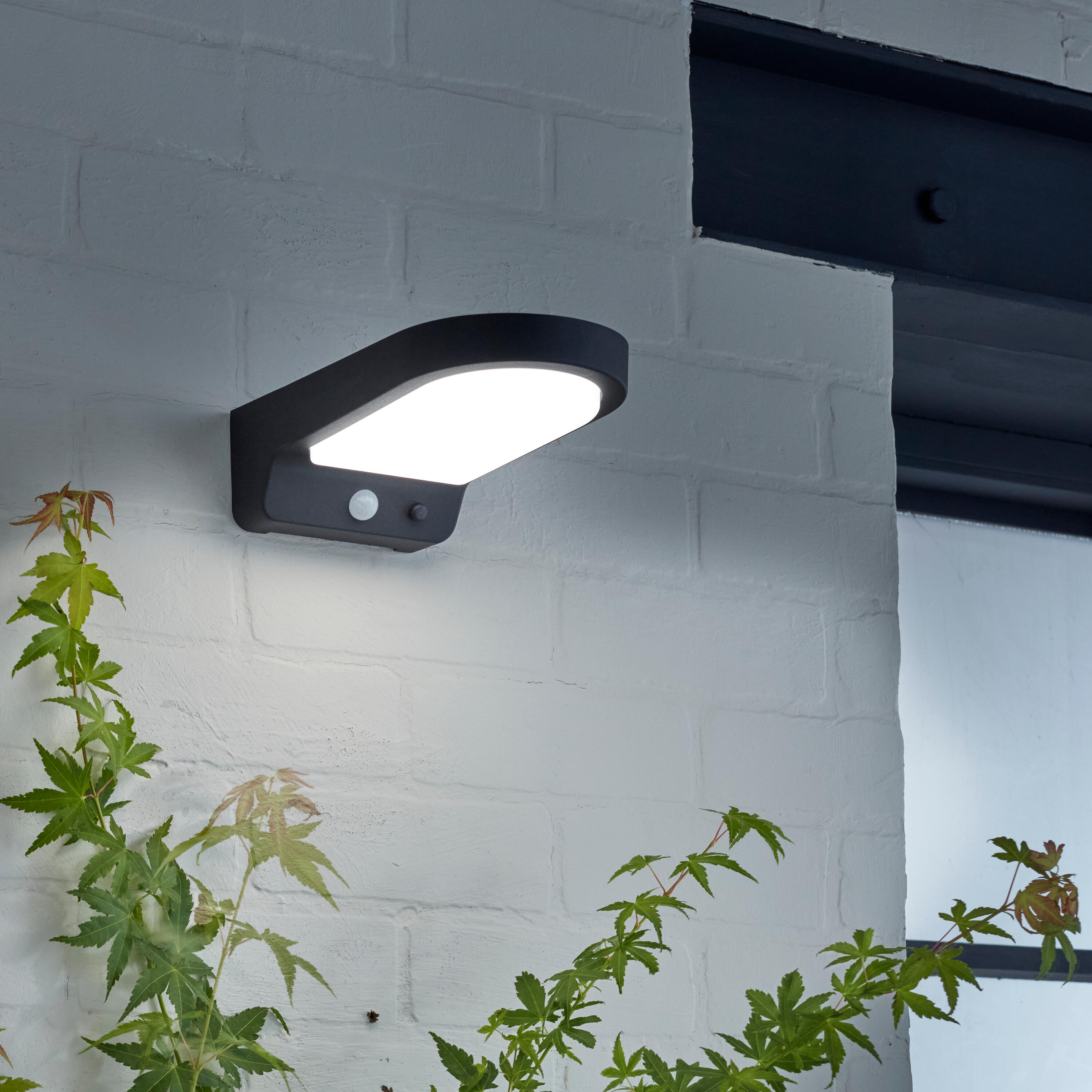 Candeeiro de parede solarar Mijas 900 lm 4000k ip54 preto Inspire - 10