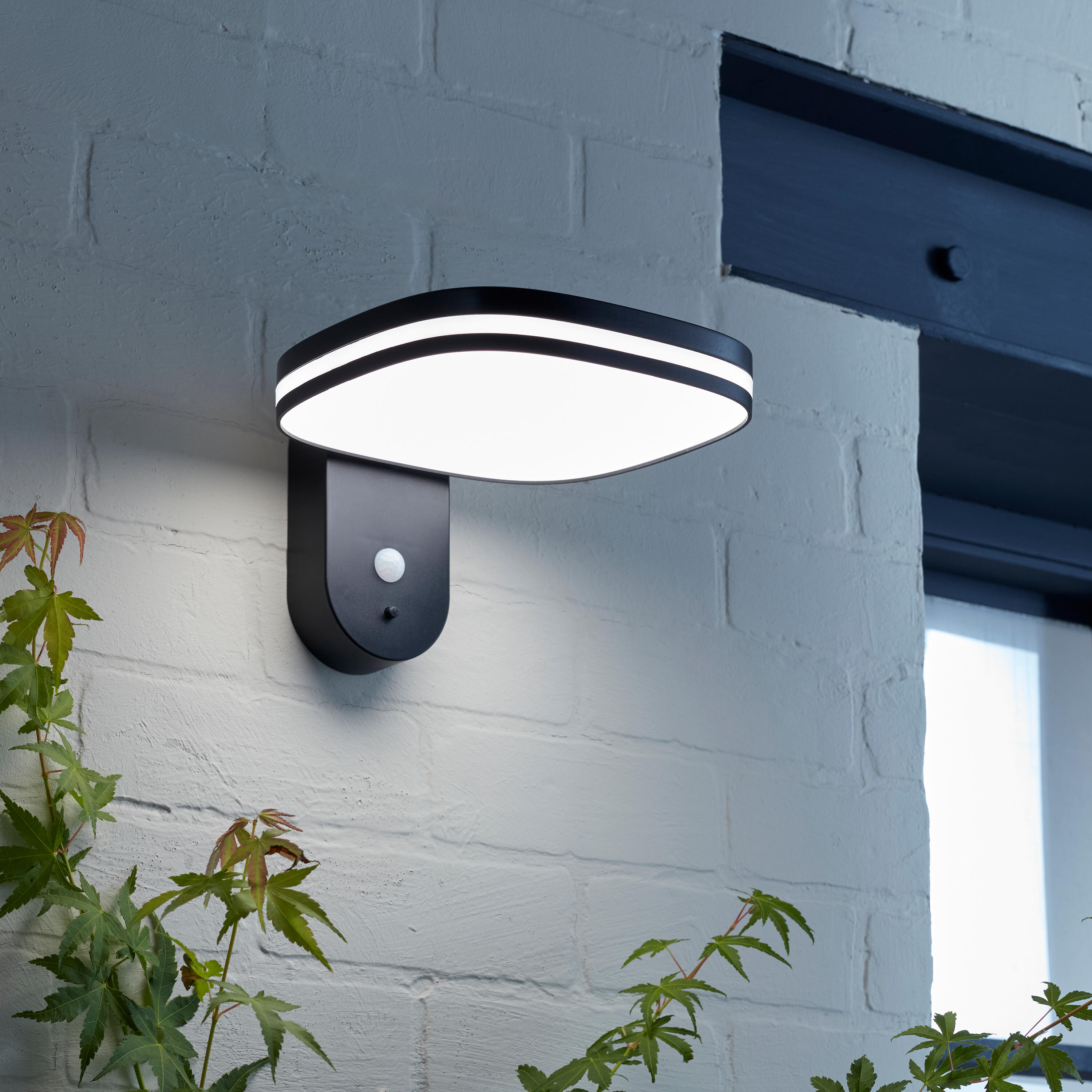 Applique solaire inclinable Baquio 900 Lumen, blanc neutre, noir INSPIRE - 3