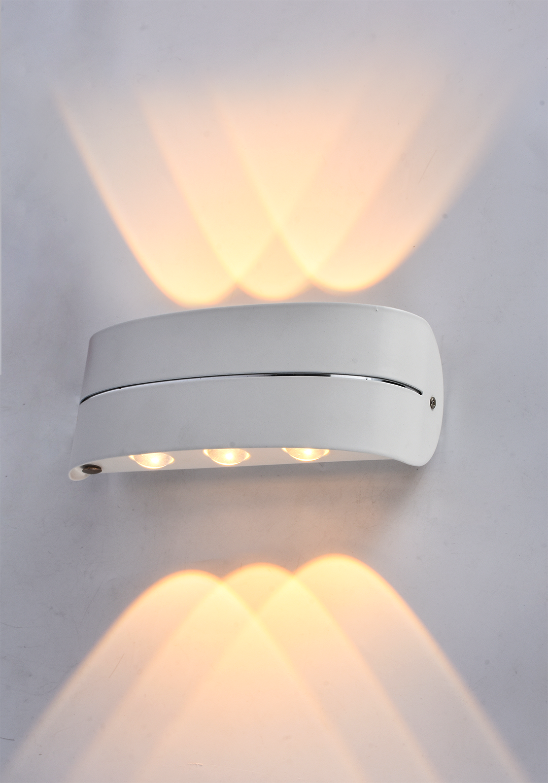 Applique, design métal blanc LED 760Lm Hifly - 2