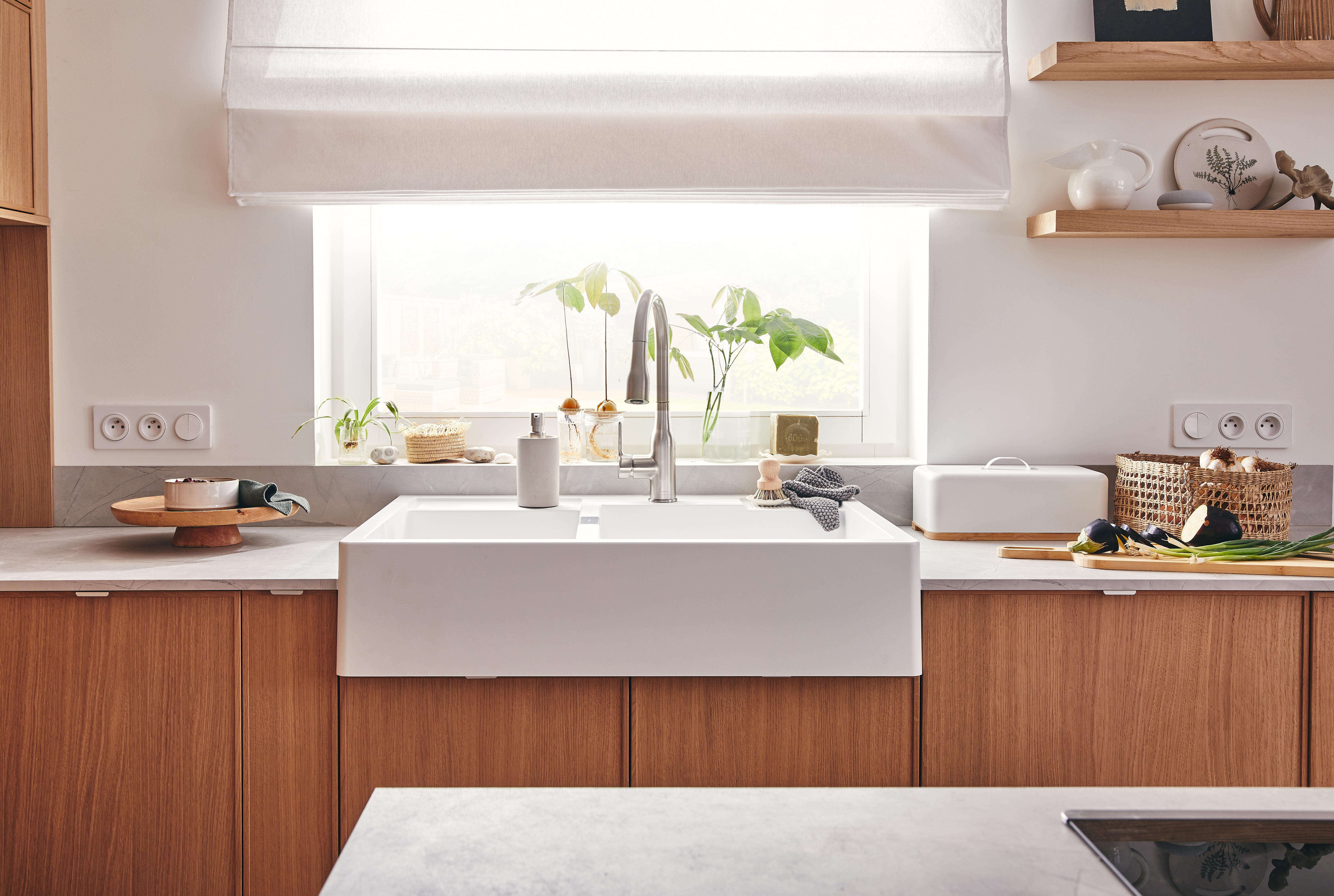 Plaque triple Odace Touch, SCHNEIDER ELECTRIC, blanc liseré blanc - 11