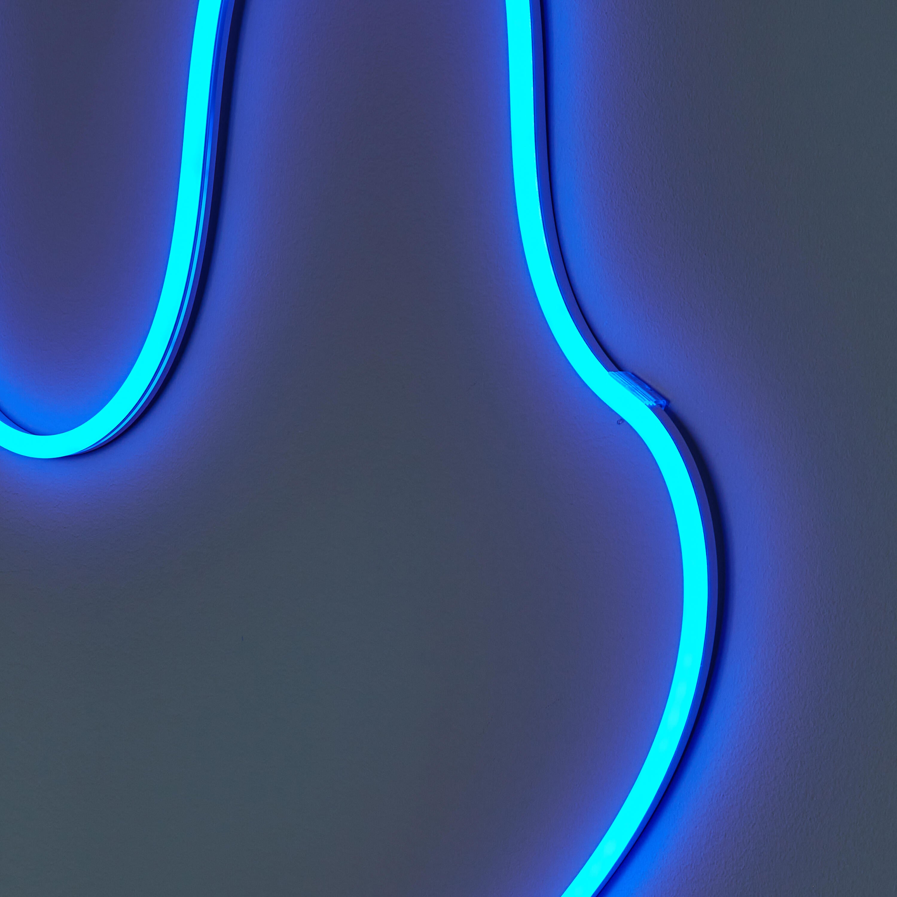 Kit tira LED 220-240V SMD 5050 INSPIRE IP20 apto para zonas secas luz RGB 5 metros corte c/7.14cm - 12