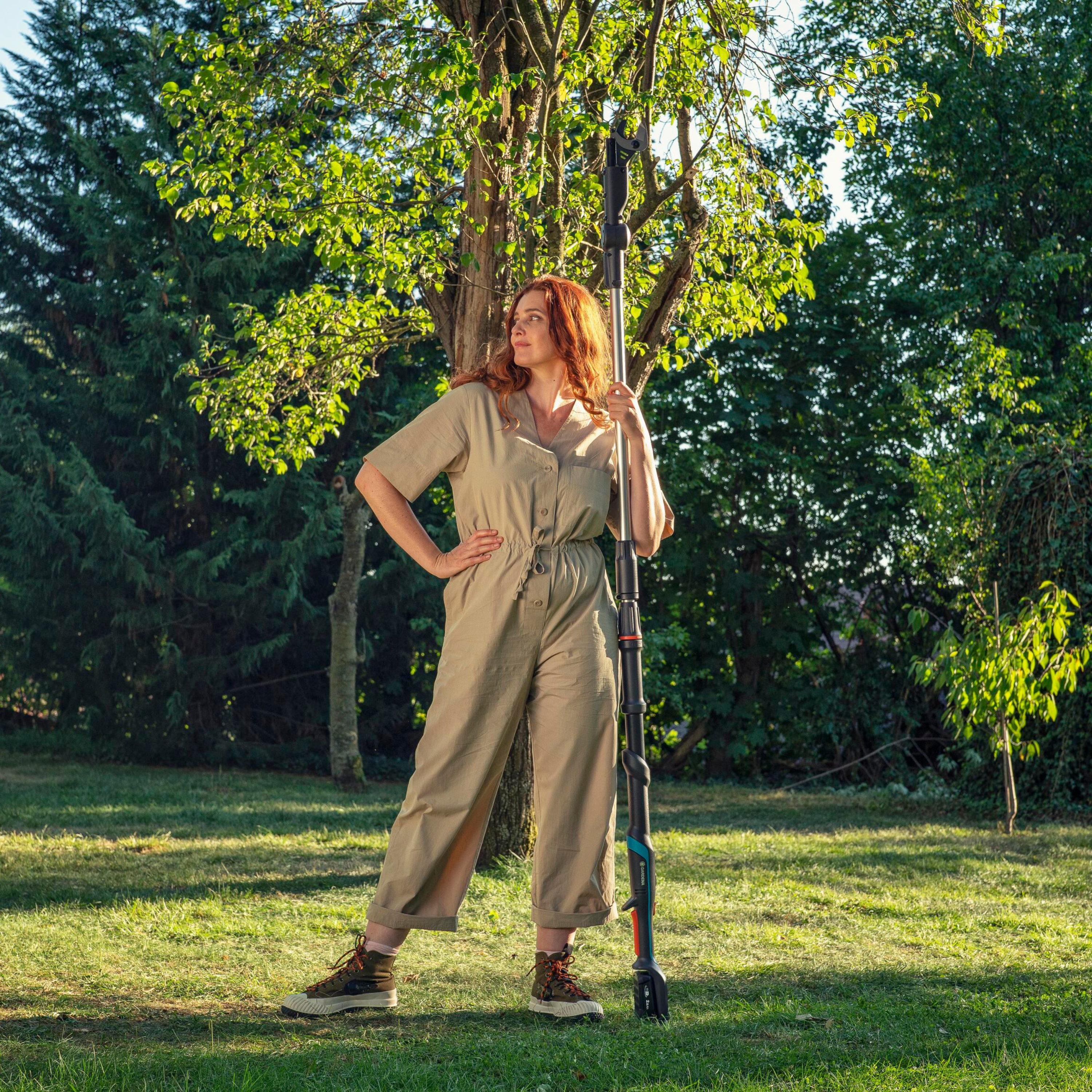 Coupe branches sur batterie GARDENA - 0