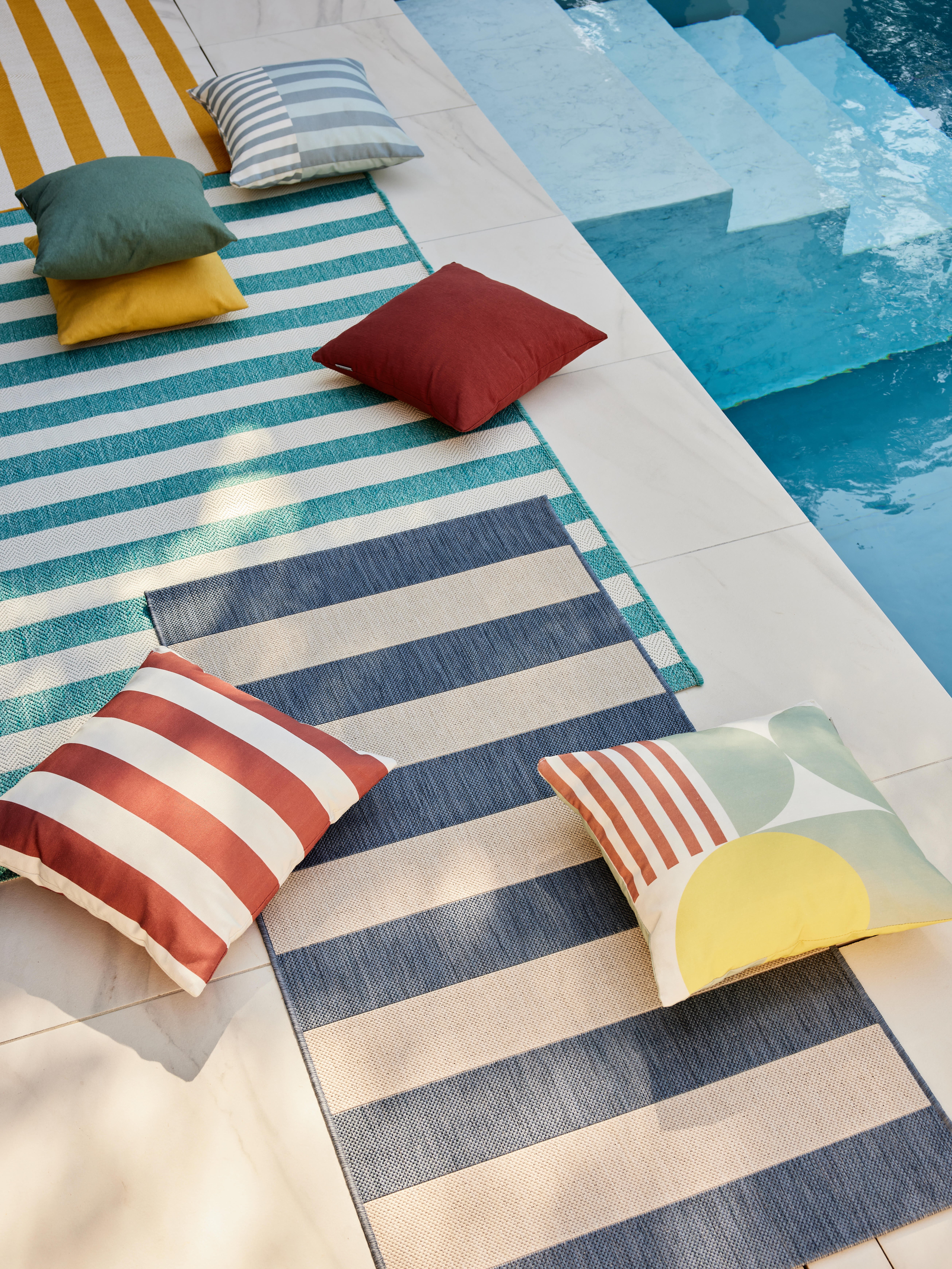 Coussin déco Modern strip aqua l.45 NATERIAL - 7