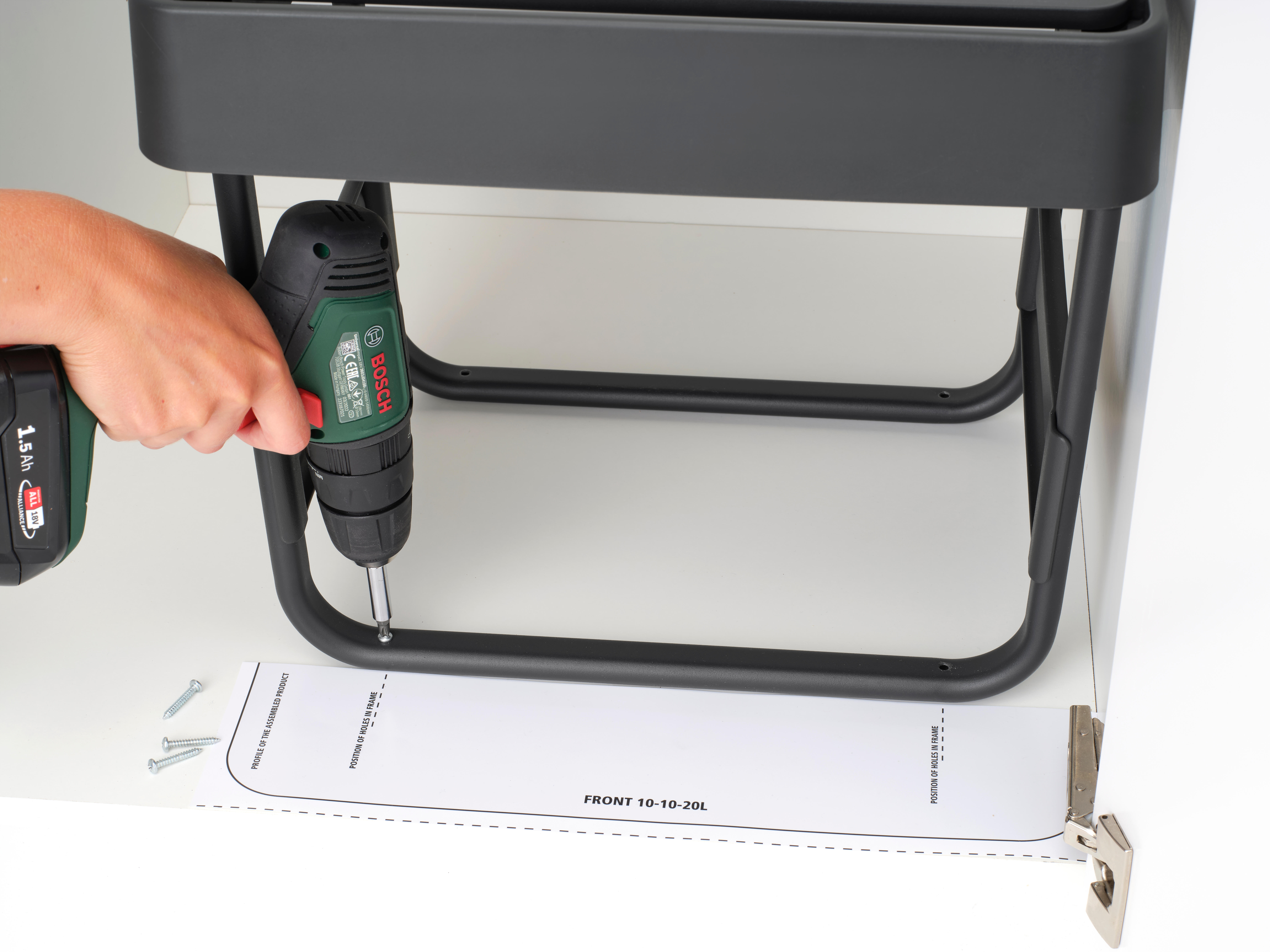 Poubelle coulissante de cuisine 20+10+10L BRABANTIA Sort&go gris - 9