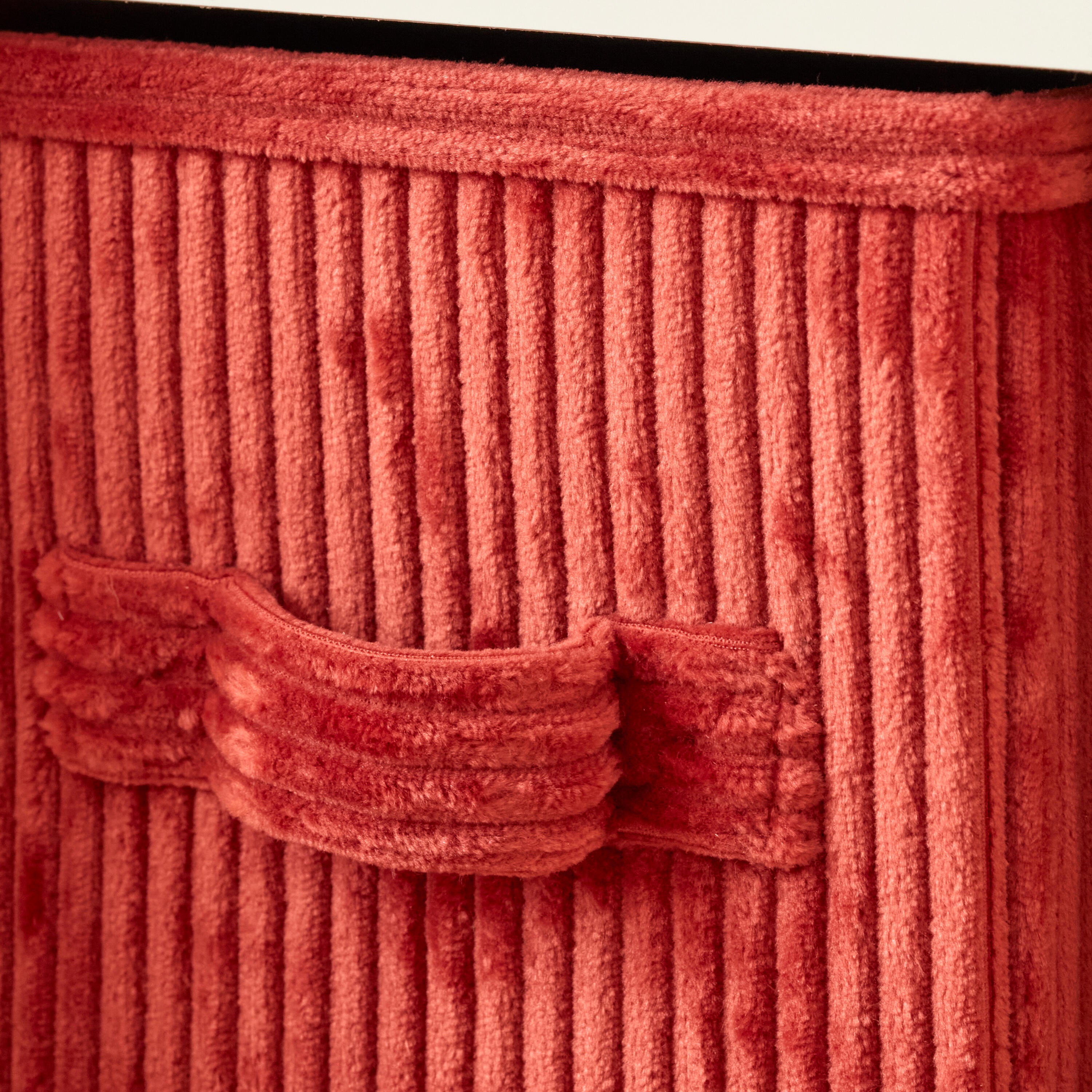Panier SPACEO Kub effet velours rouge H.14 x l.14 x P.31 cm - 8