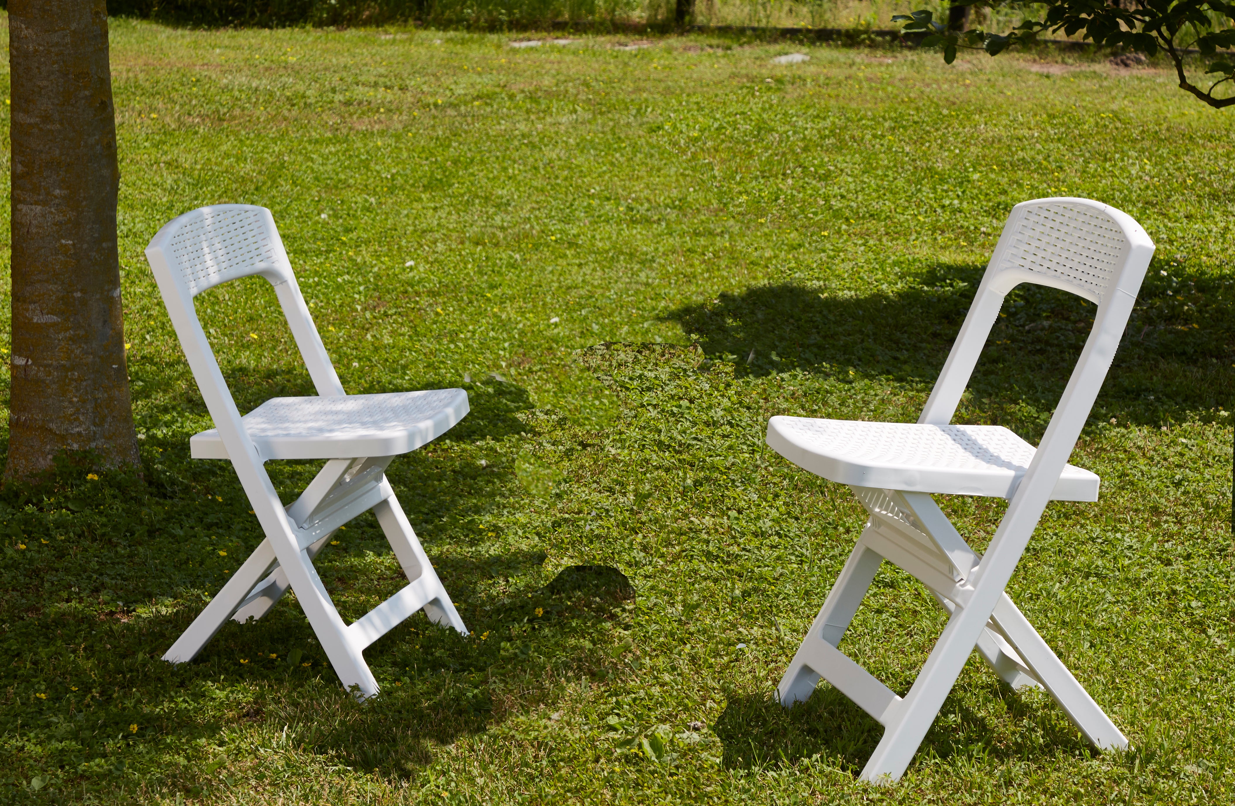 Sedia da giardino pieghevole Asso, con struttura e seduta in polipropilene bianco - 2