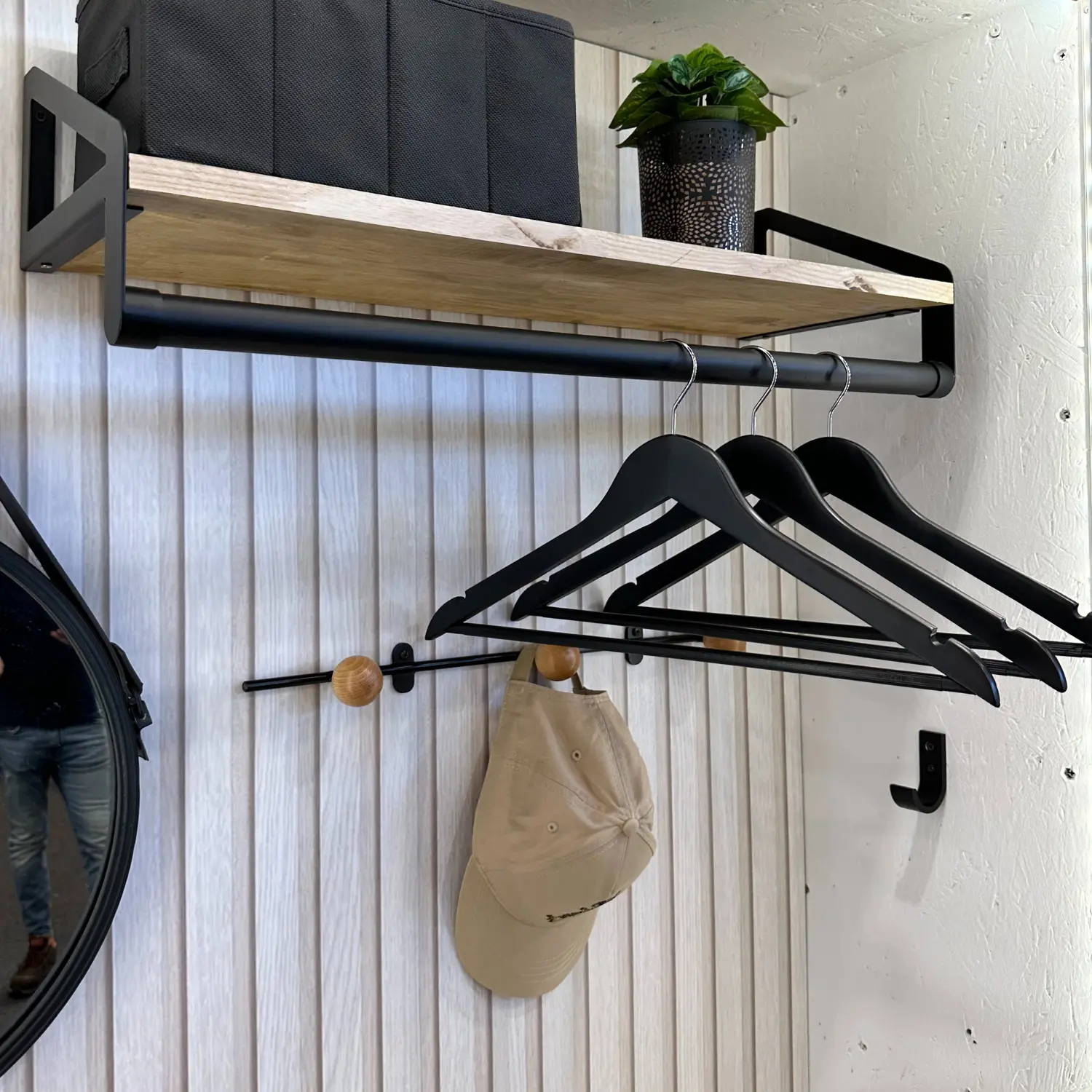 Patère à visser, noir CIME - 2