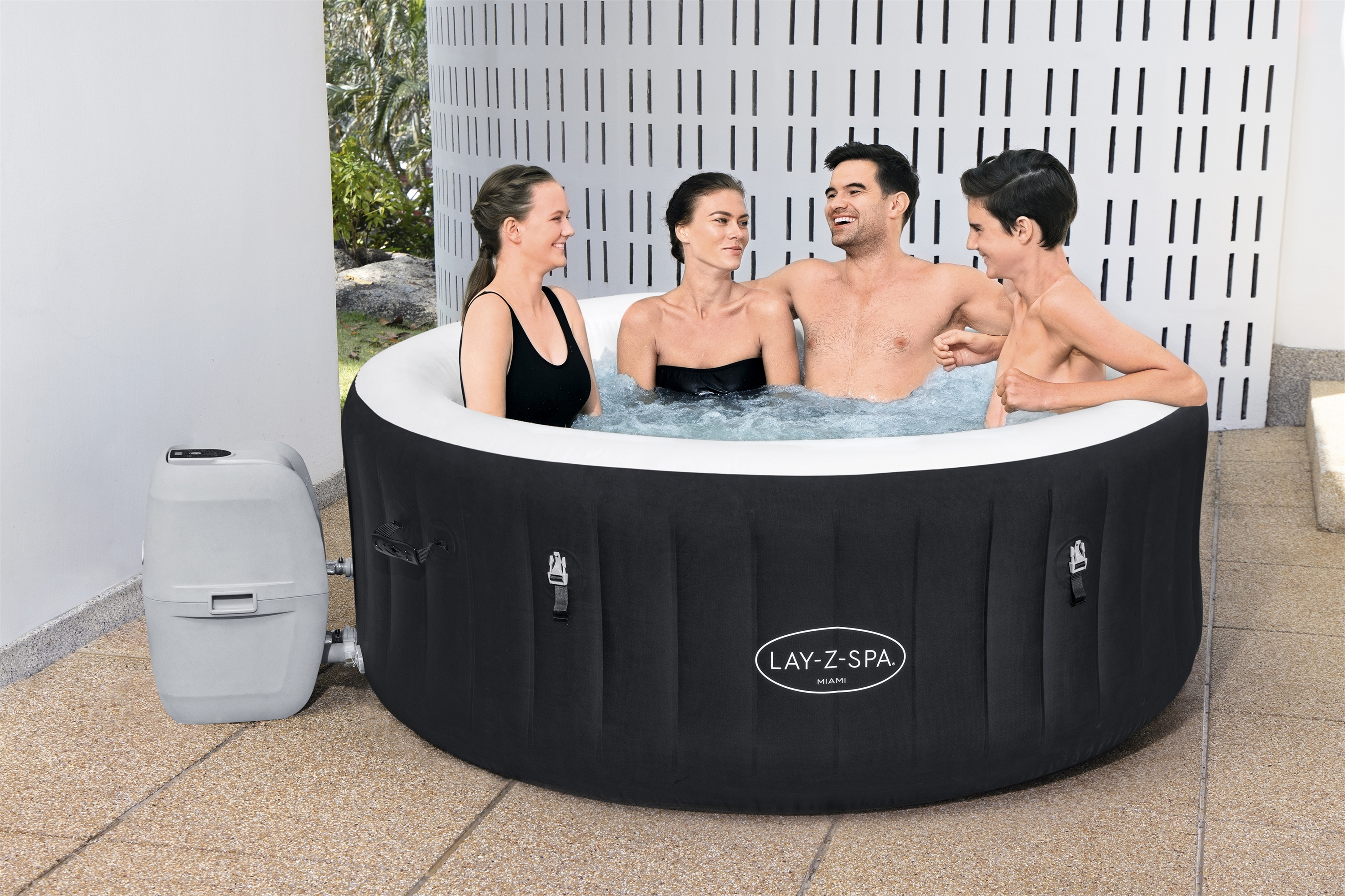 Spa de exterior hinchable negro redondo de ø180 x 66 cm para 4 personas con cubierta incluida BESTWAY - 2