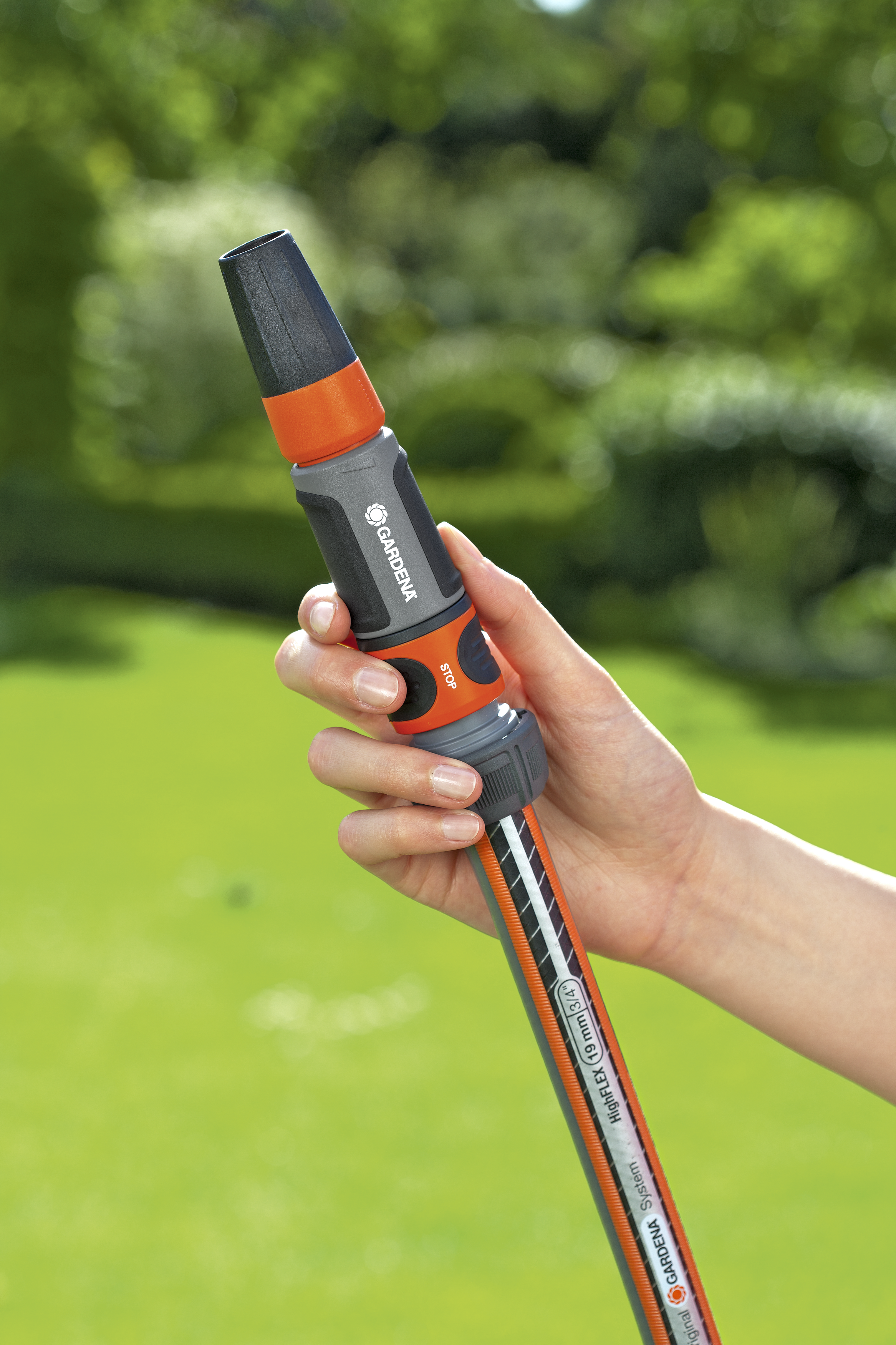 Lance d'arrosage jet concentré a diffus GARDENA - 5