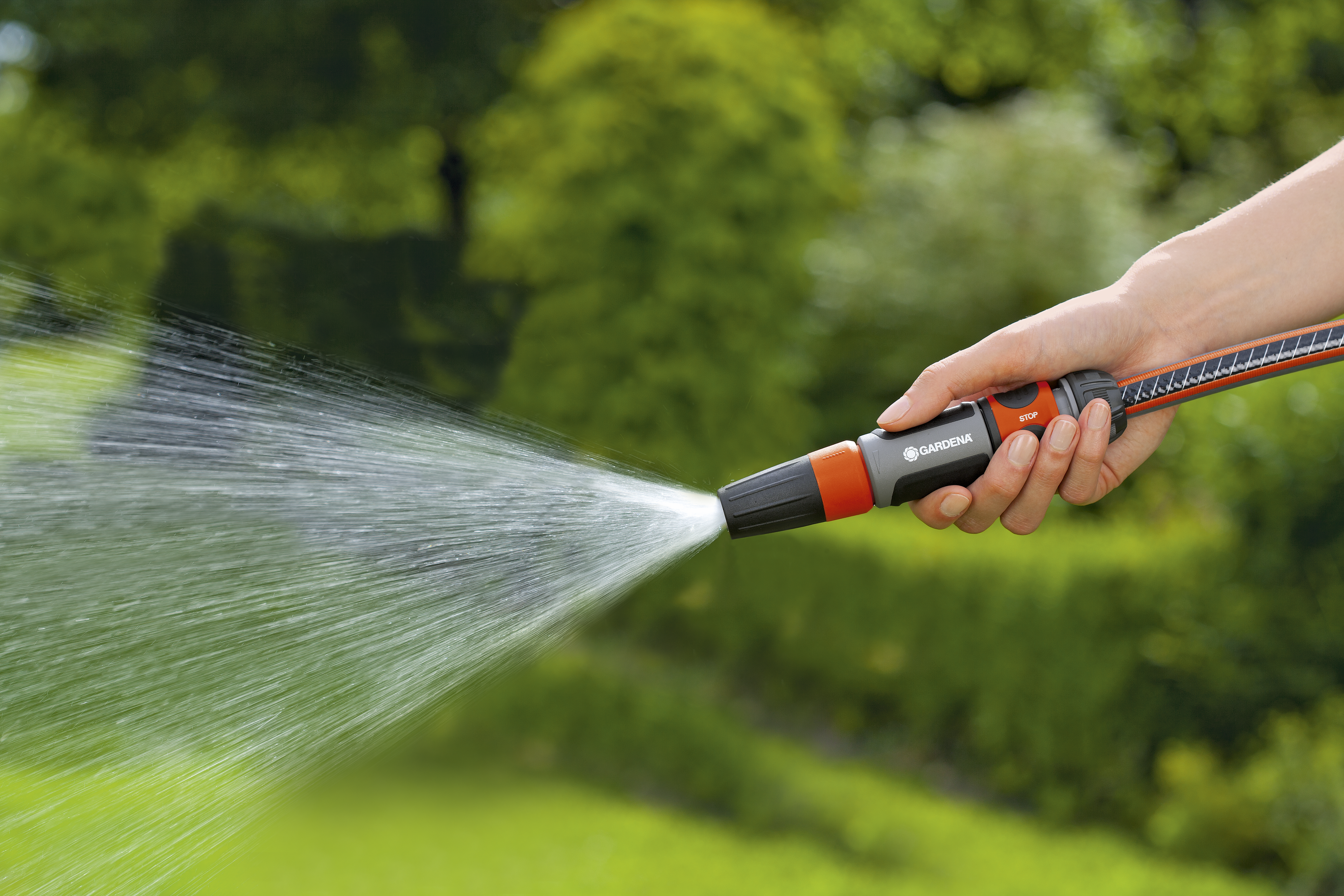 Lance d'arrosage jet concentré a diffus GARDENA - 9