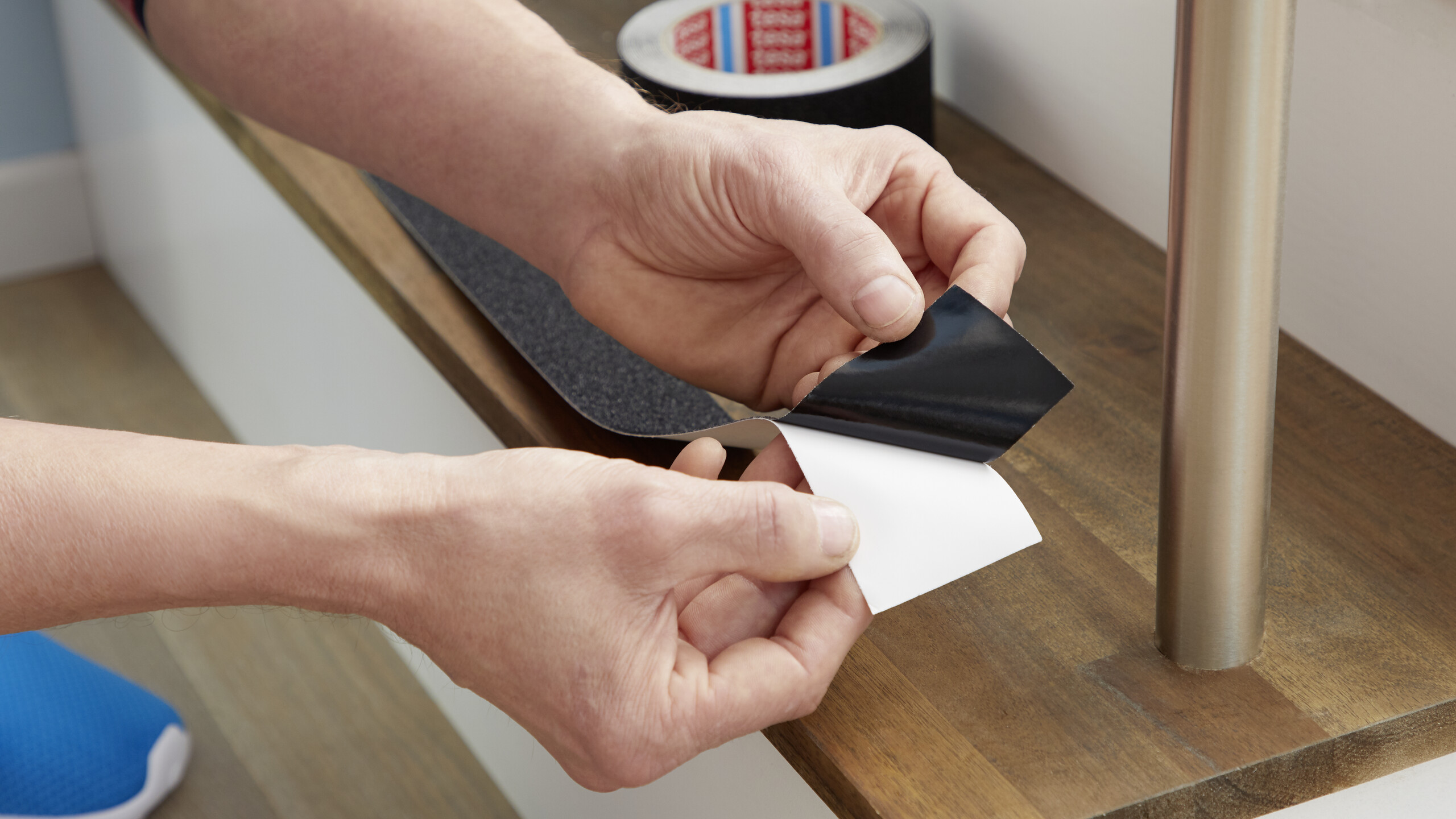 Fita antiderrapante tesa 5mx25mm preta - 2