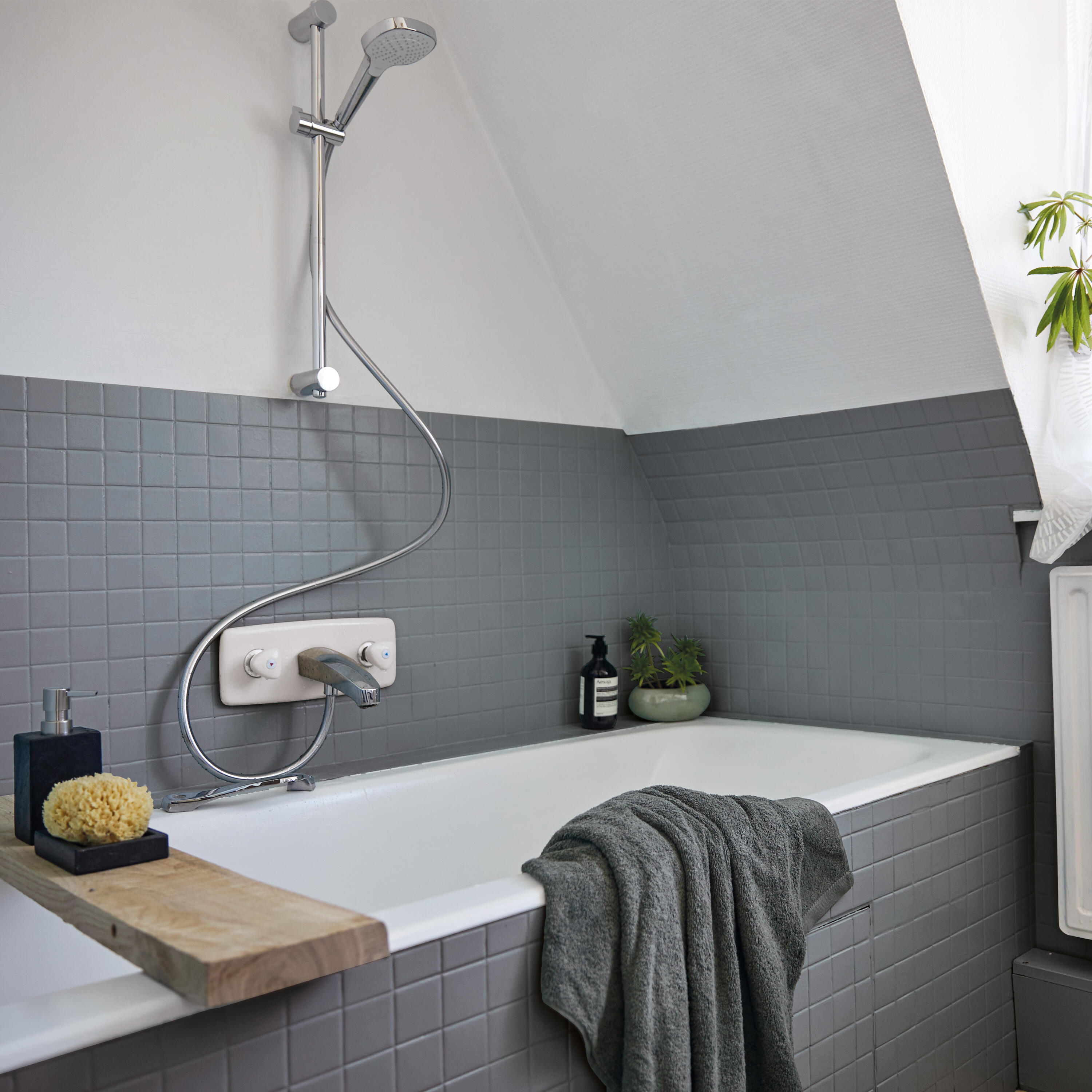 Esmalte de interior multimateriales cocinas y baños LUXENS color granit 2 mate 750ml para azulejos de pared - 6