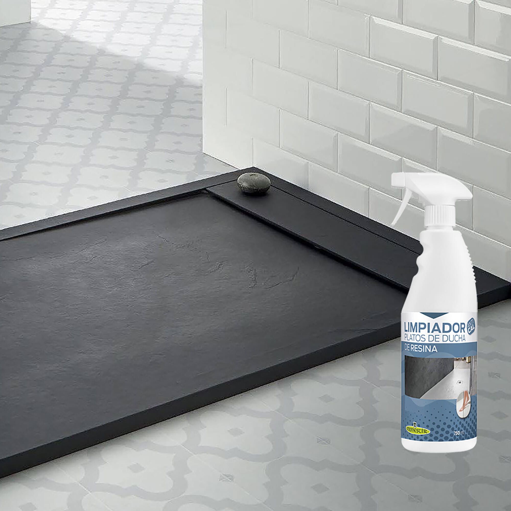 Limpiador para platos de ducha de resina MONESTIR 750 ml - 2