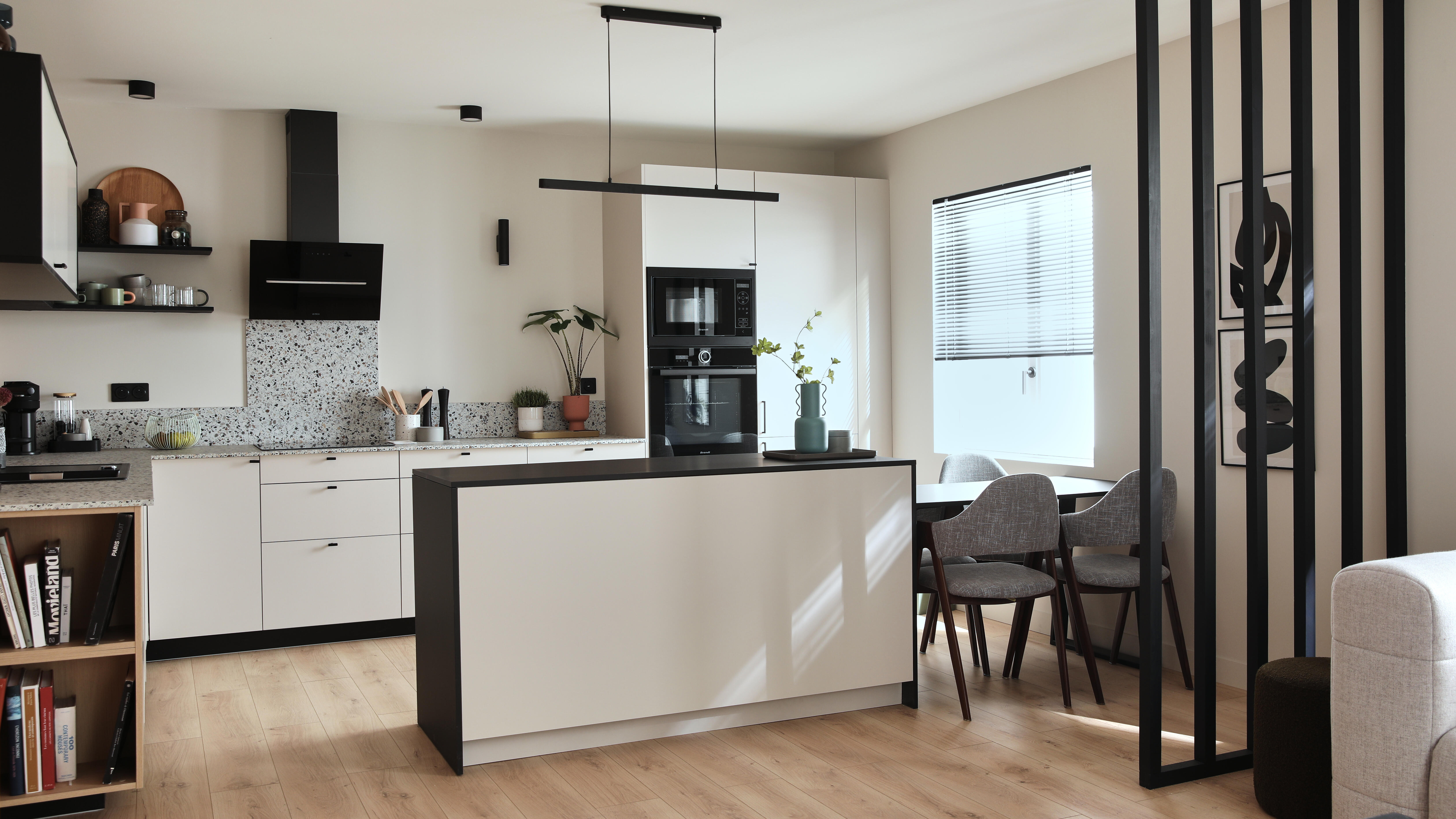 Candeeiro de teto suspenso INSPIRE LED FLUT 1800LM+1100LM LUZ AMARELA PRETO - 18