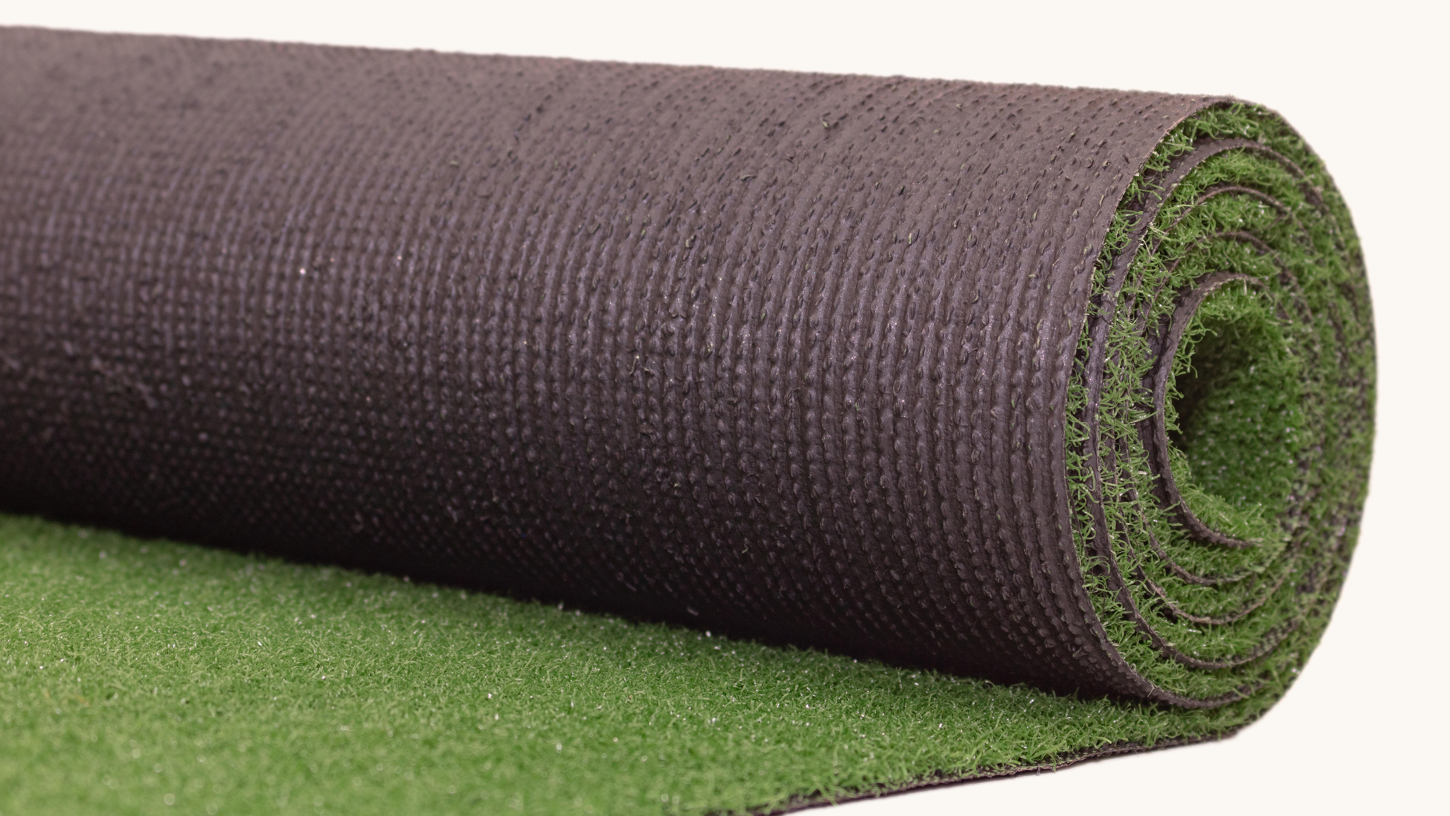 Rollo de Césped artificial BIRDIE 2x10m de 7 mm de altura de fibras y 70000 puntadas m2 - 6