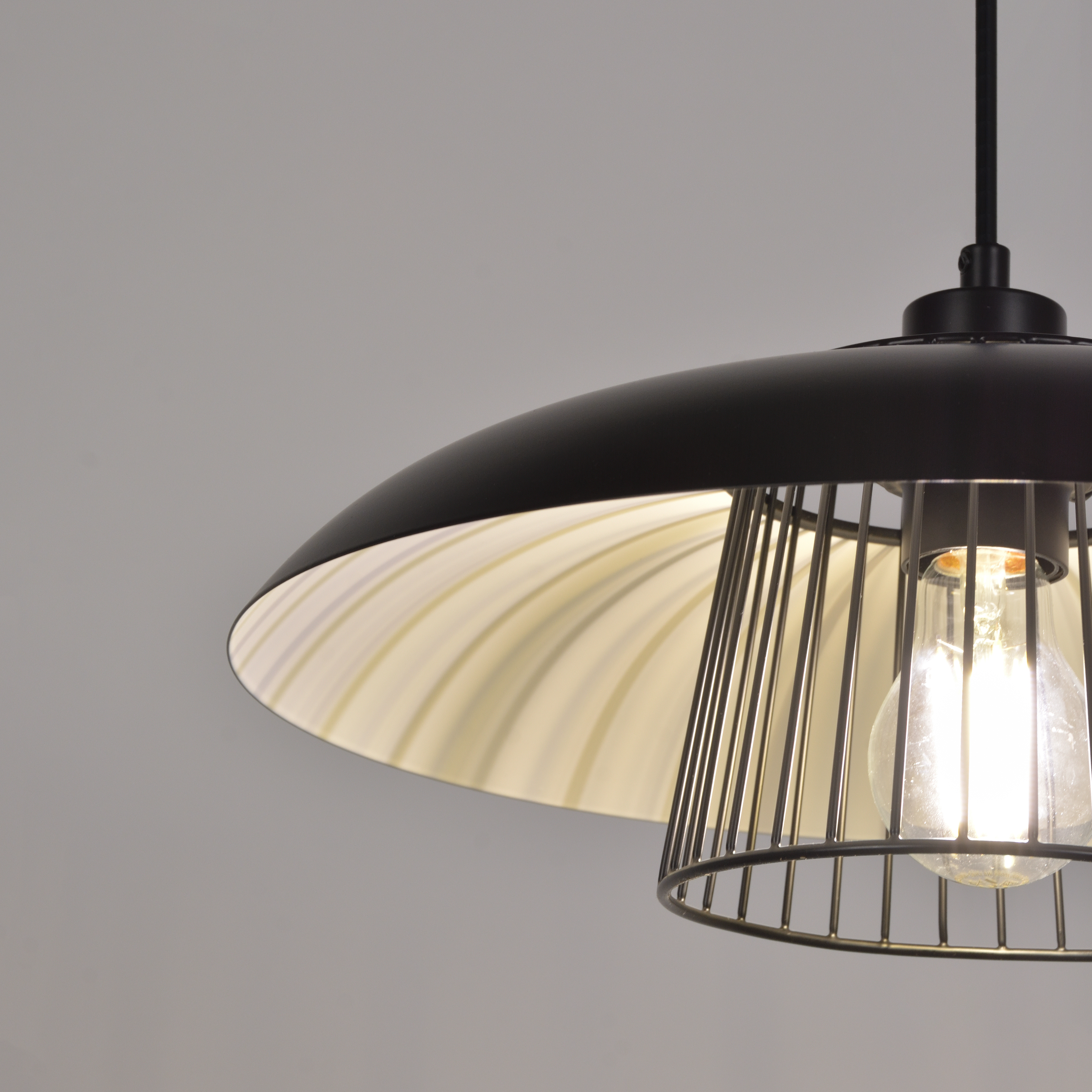 Lampa wisząca Sitio czarna E27 Inspire - 9