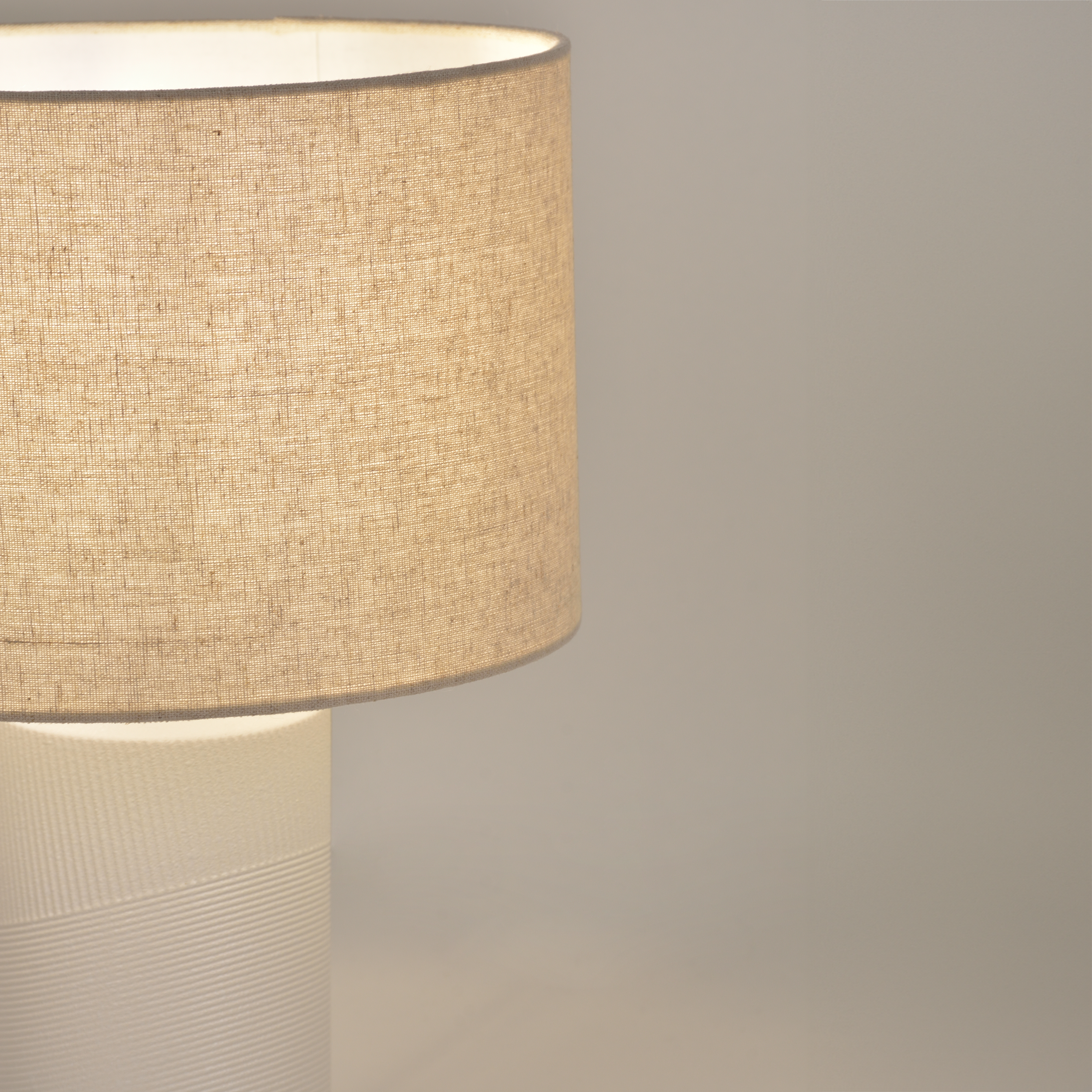 Lampa stołowa Lanzoma beżowa E27 Inspire - 21